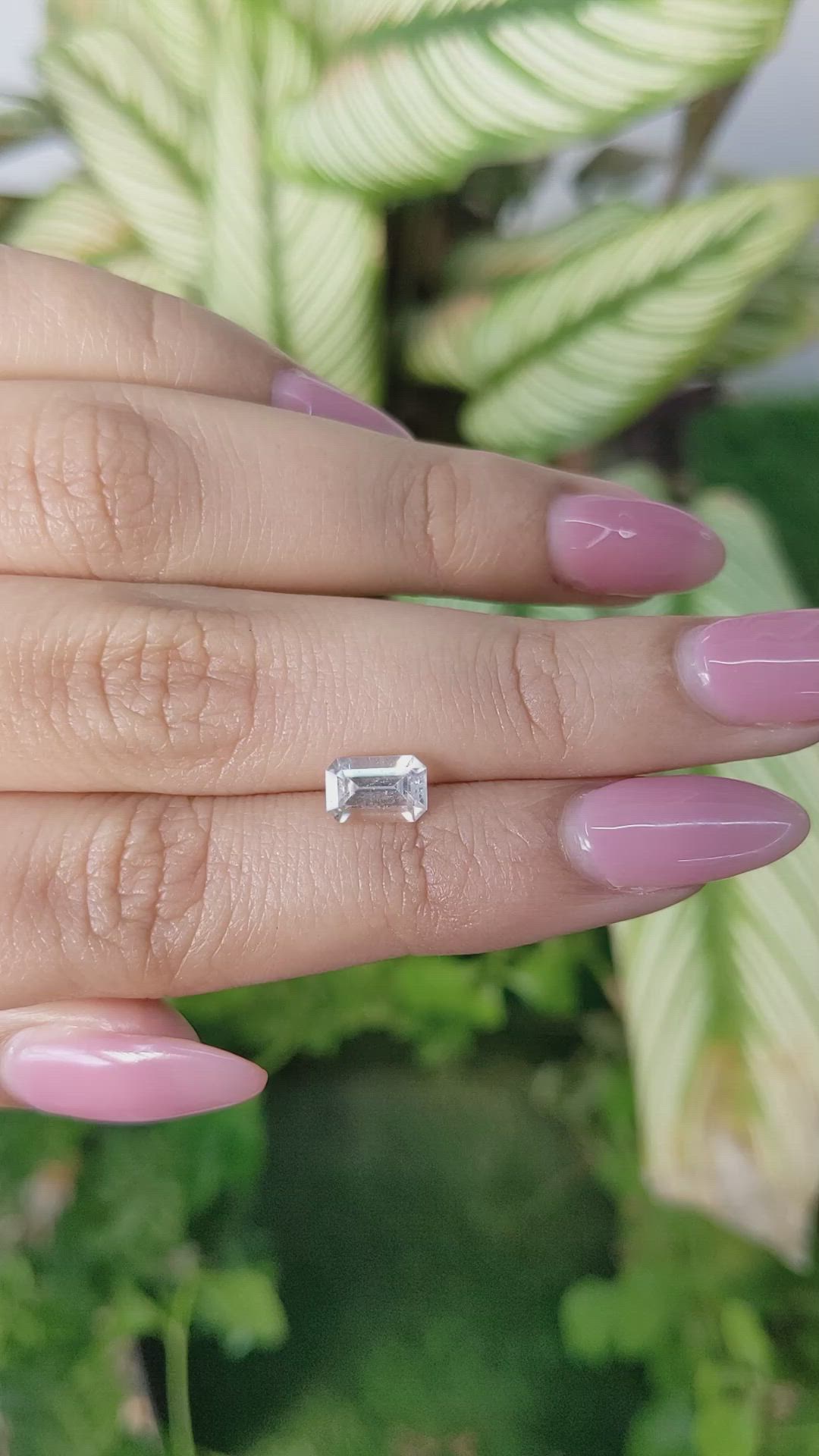 1.37 Ct. White Sapphire from Ceylon (Sri Lanka) Size Video