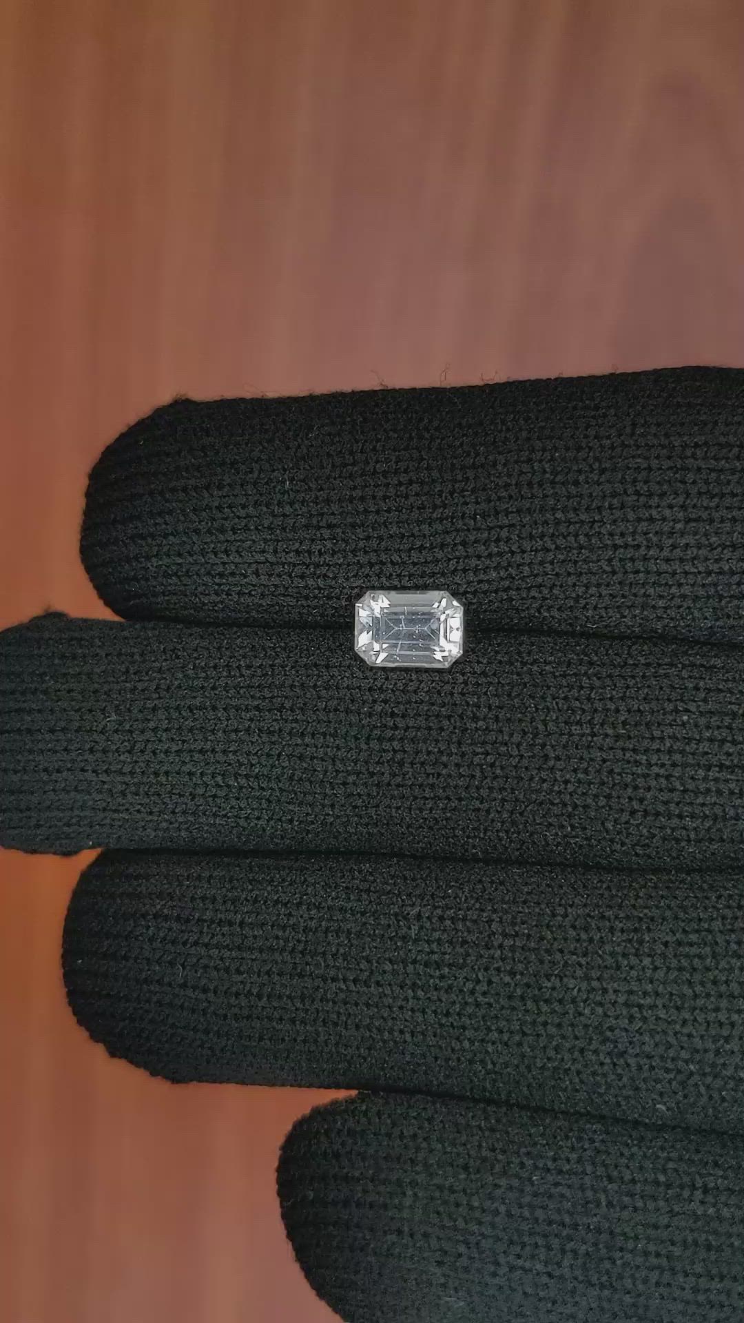 1.38 Ct. White Sapphire from Ceylon (Sri Lanka) Size Video