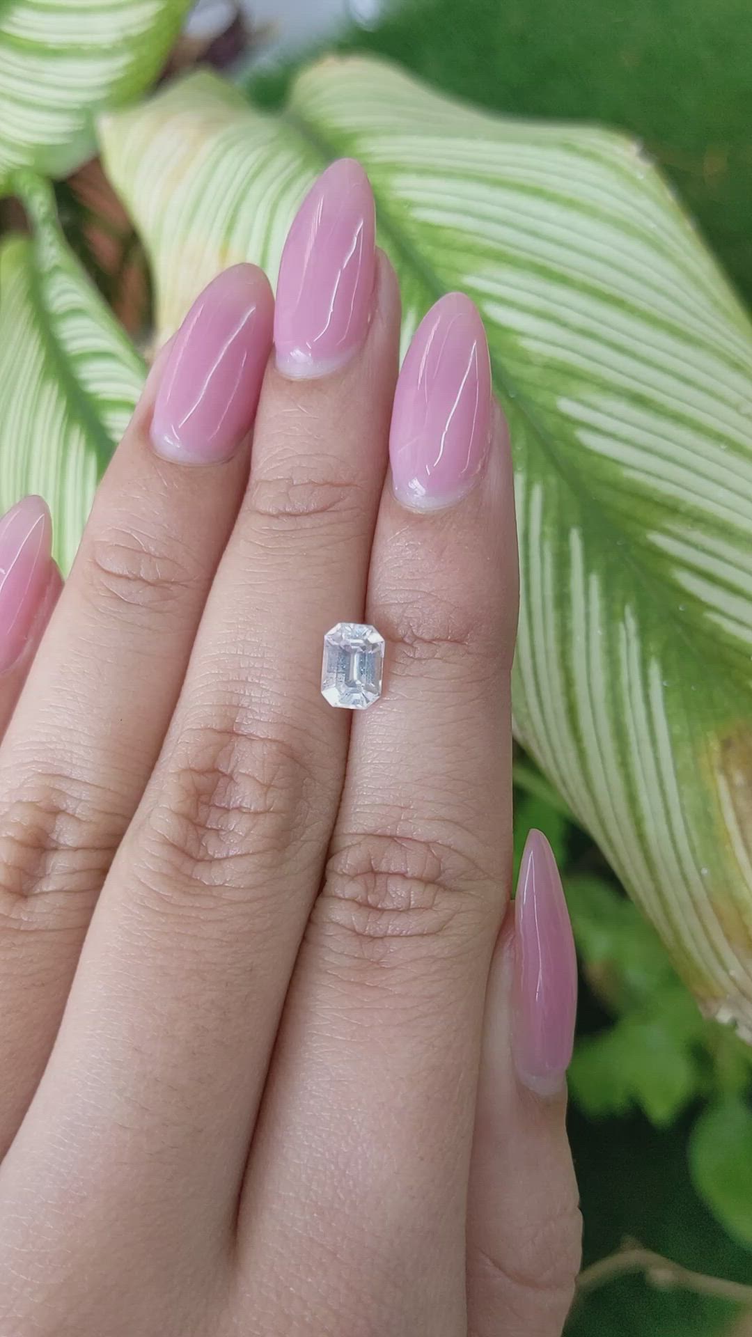 1.26 Ct. White Sapphire from Ceylon (Sri Lanka) Size Video