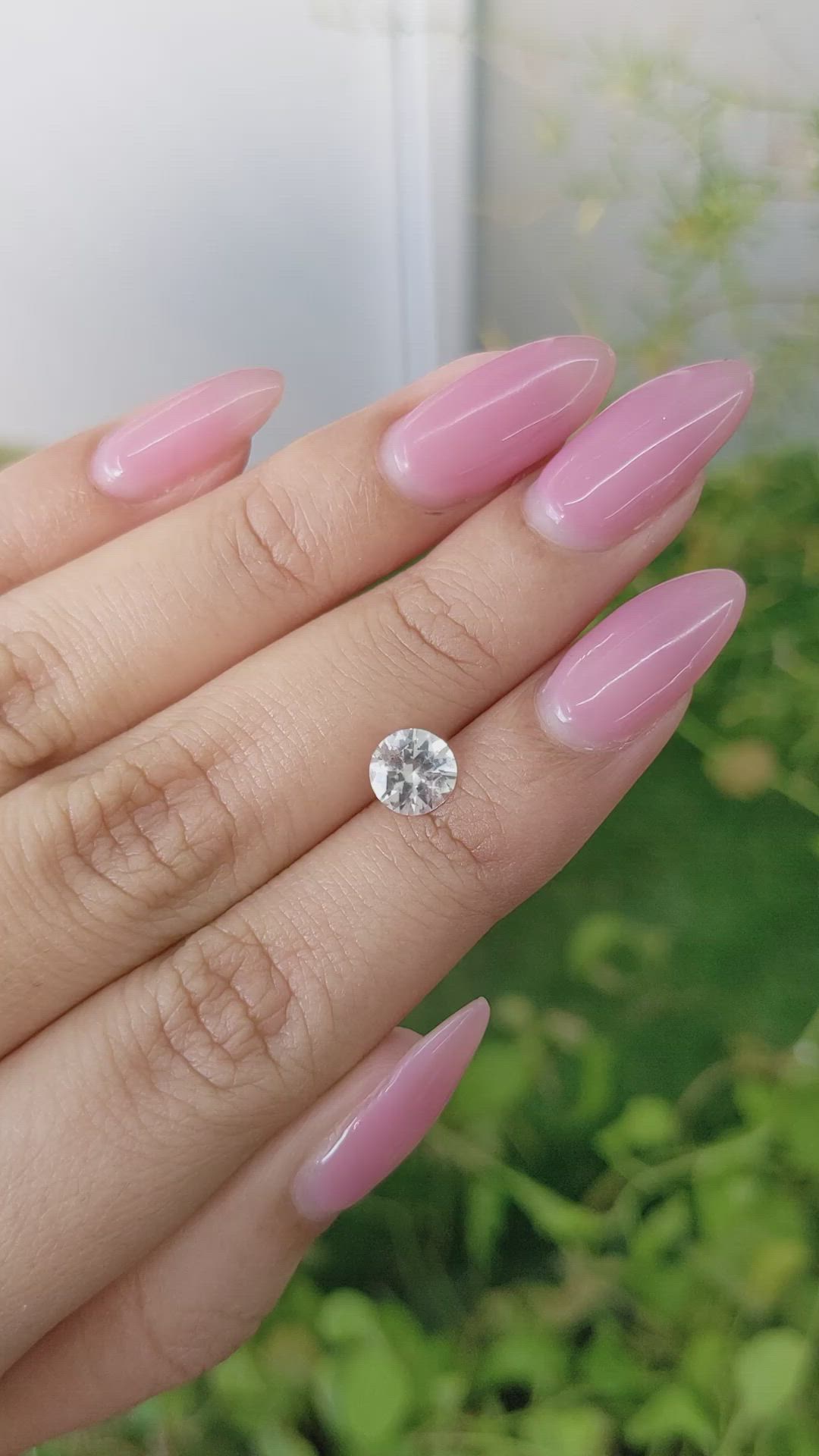 1.17 Ct. White Sapphire from Ceylon (Sri Lanka) Size Video