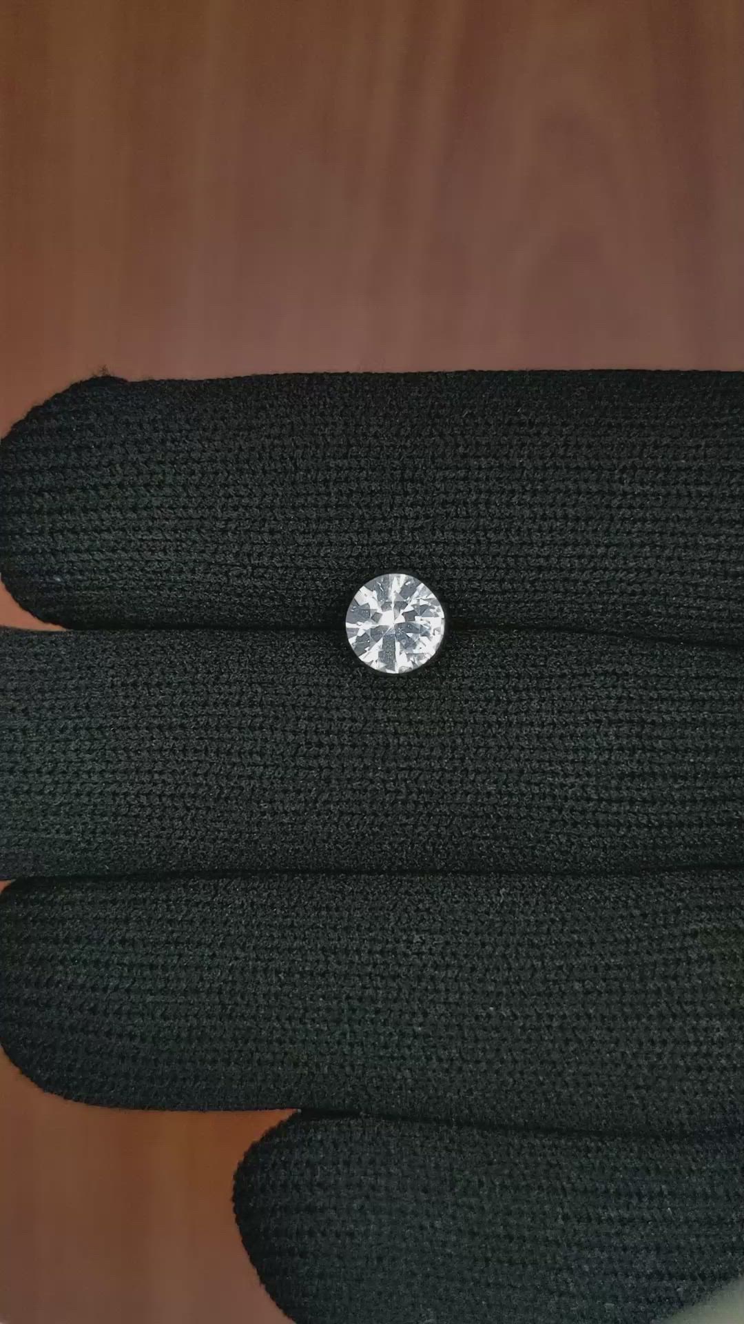 1.17 Ct. White Sapphire from Ceylon (Sri Lanka) Size Video