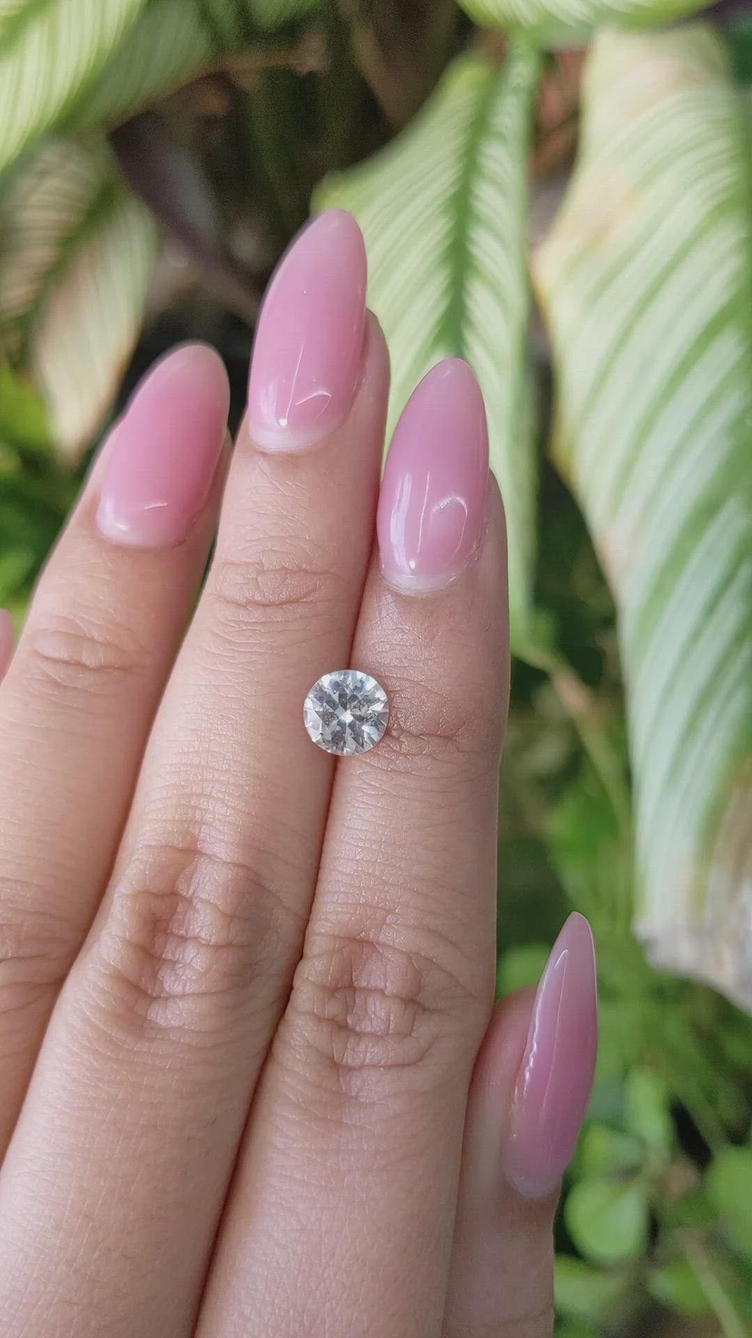 1.17 Ct. White Sapphire from Ceylon (Sri Lanka) Size Video