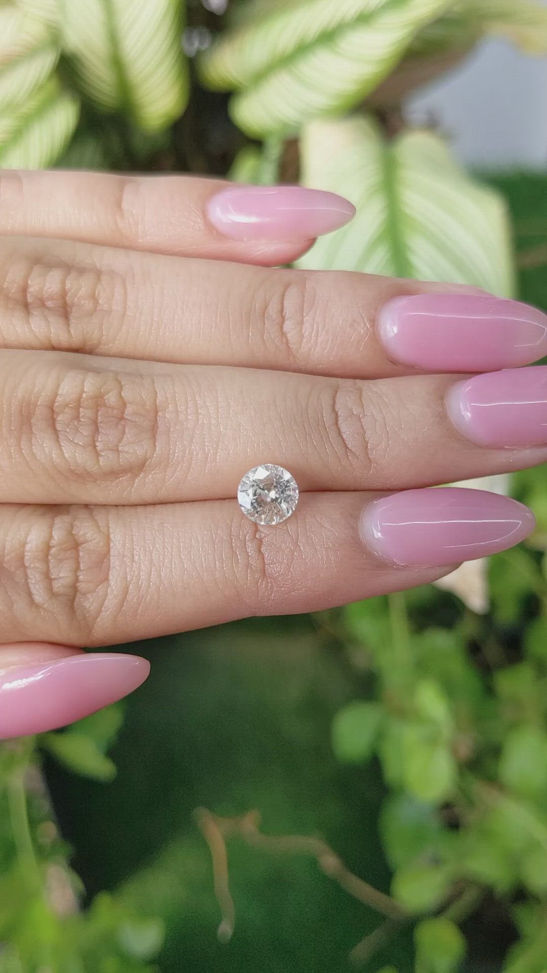 1.52 Ct. White Sapphire from Ceylon (Sri Lanka) Size Video