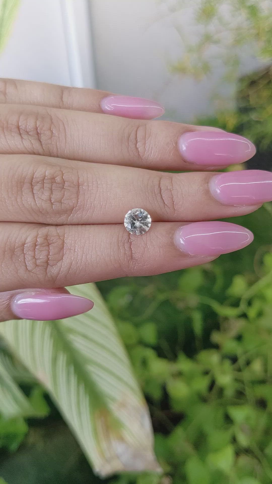 1.10 Ct. White Sapphire from Ceylon (Sri Lanka) Size Video