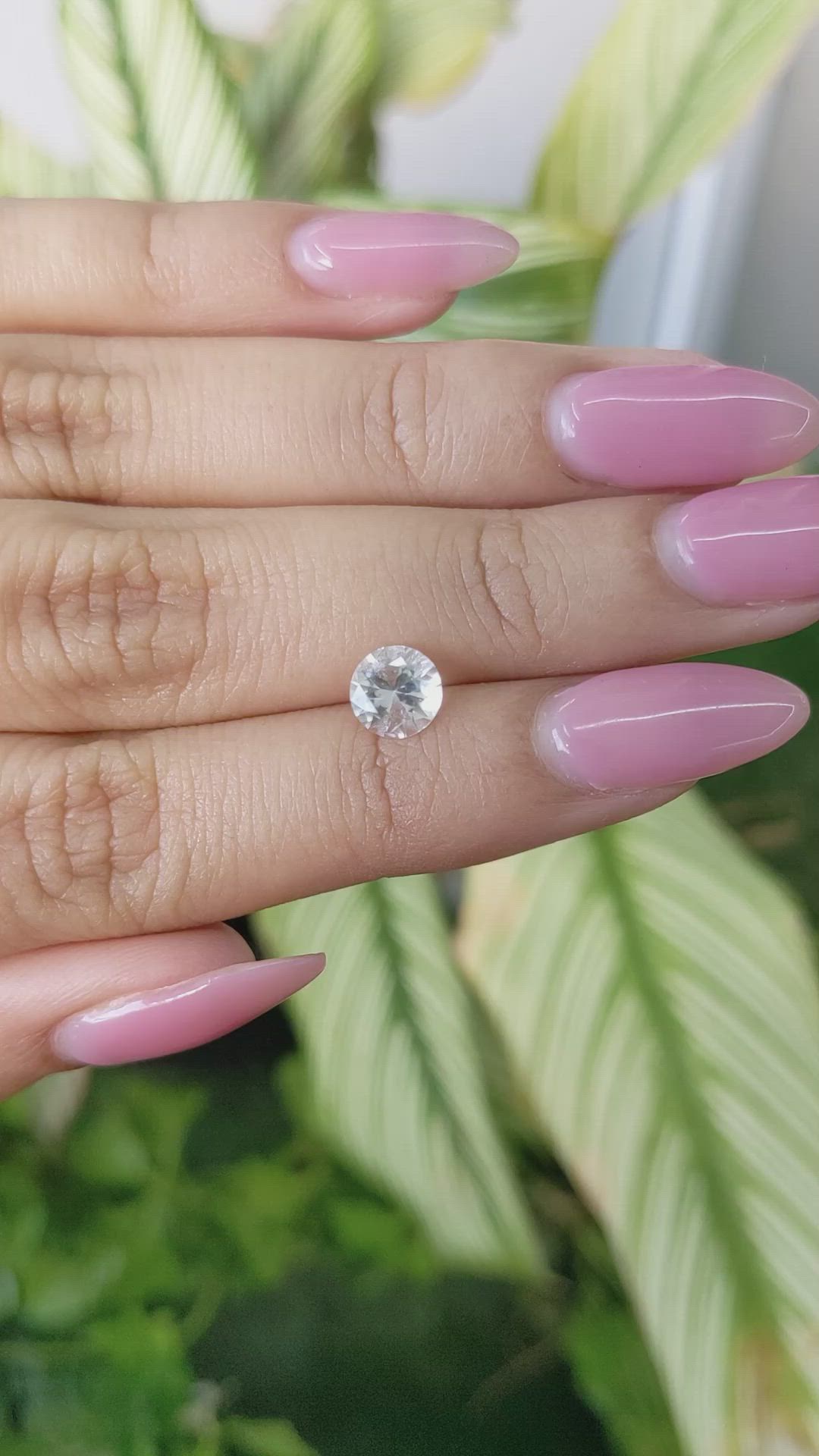 1.09 Ct. White Sapphire from Ceylon (Sri Lanka) Size Video