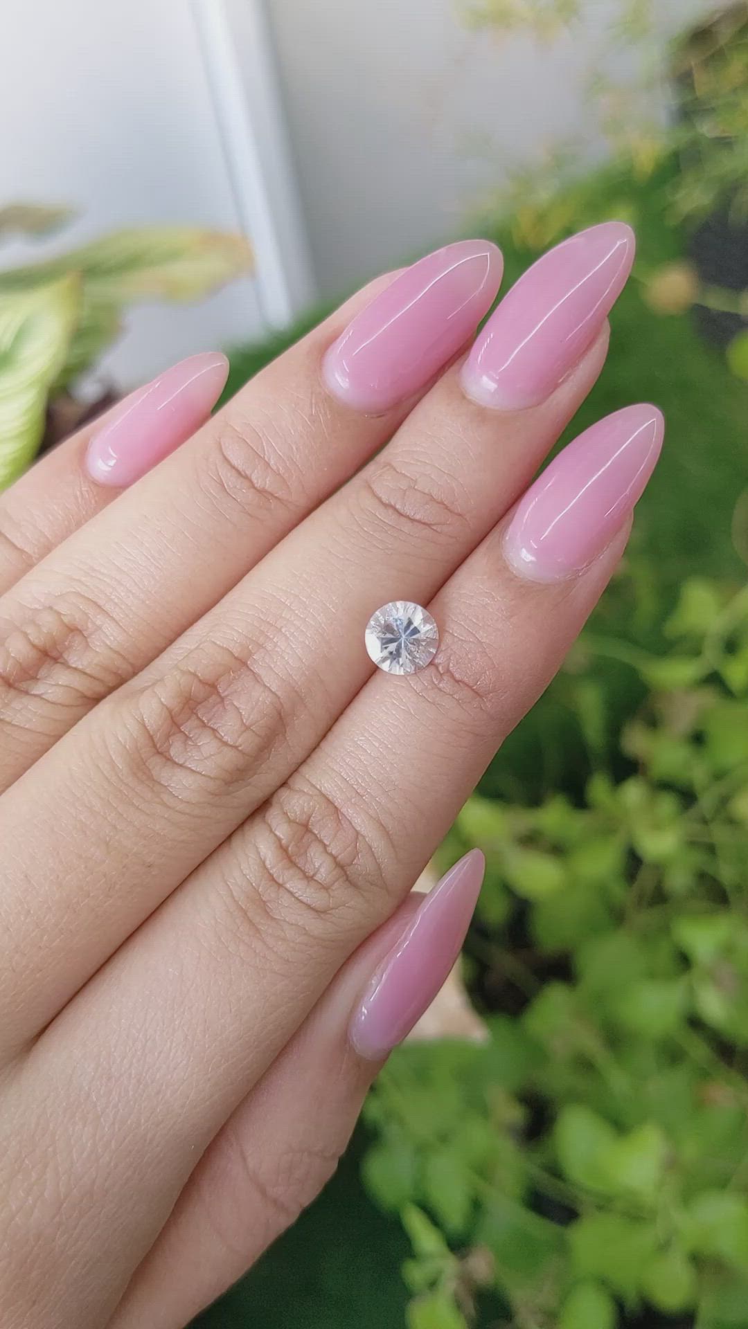 1.22 Ct. White Sapphire from Ceylon (Sri Lanka) Size Video