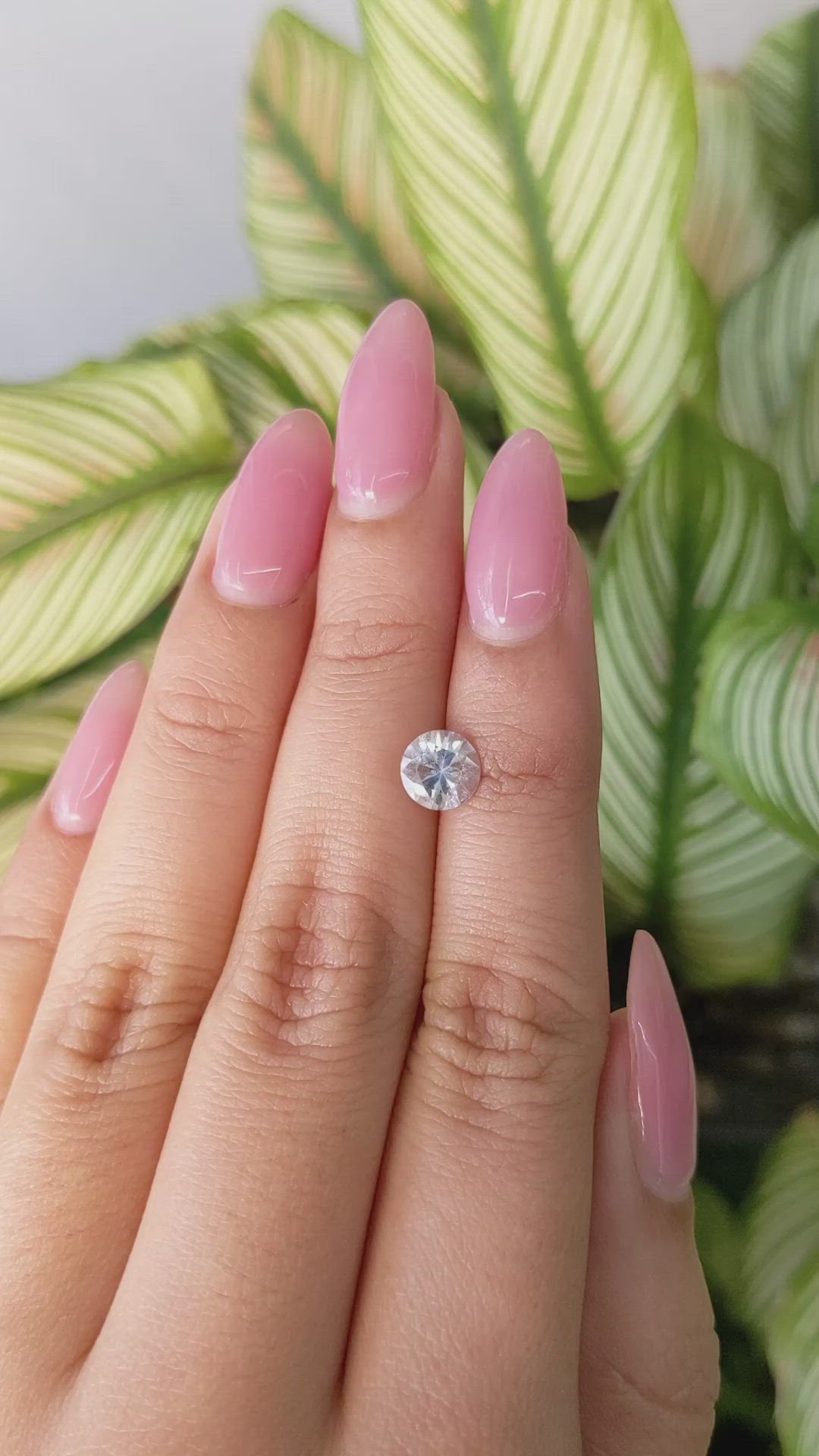 1.22 Ct. White Sapphire from Ceylon (Sri Lanka) Size Video