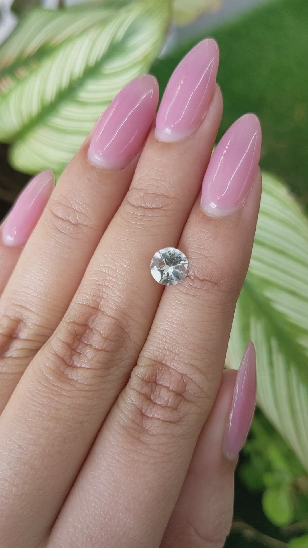 1.07 Ct. White Sapphire from Ceylon (Sri Lanka) Size Video