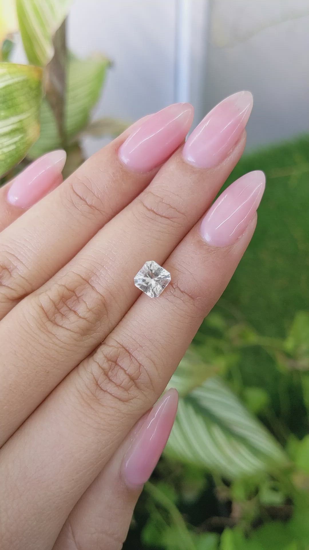 1.38 Ct. White Sapphire from Ceylon (Sri Lanka) Size Video