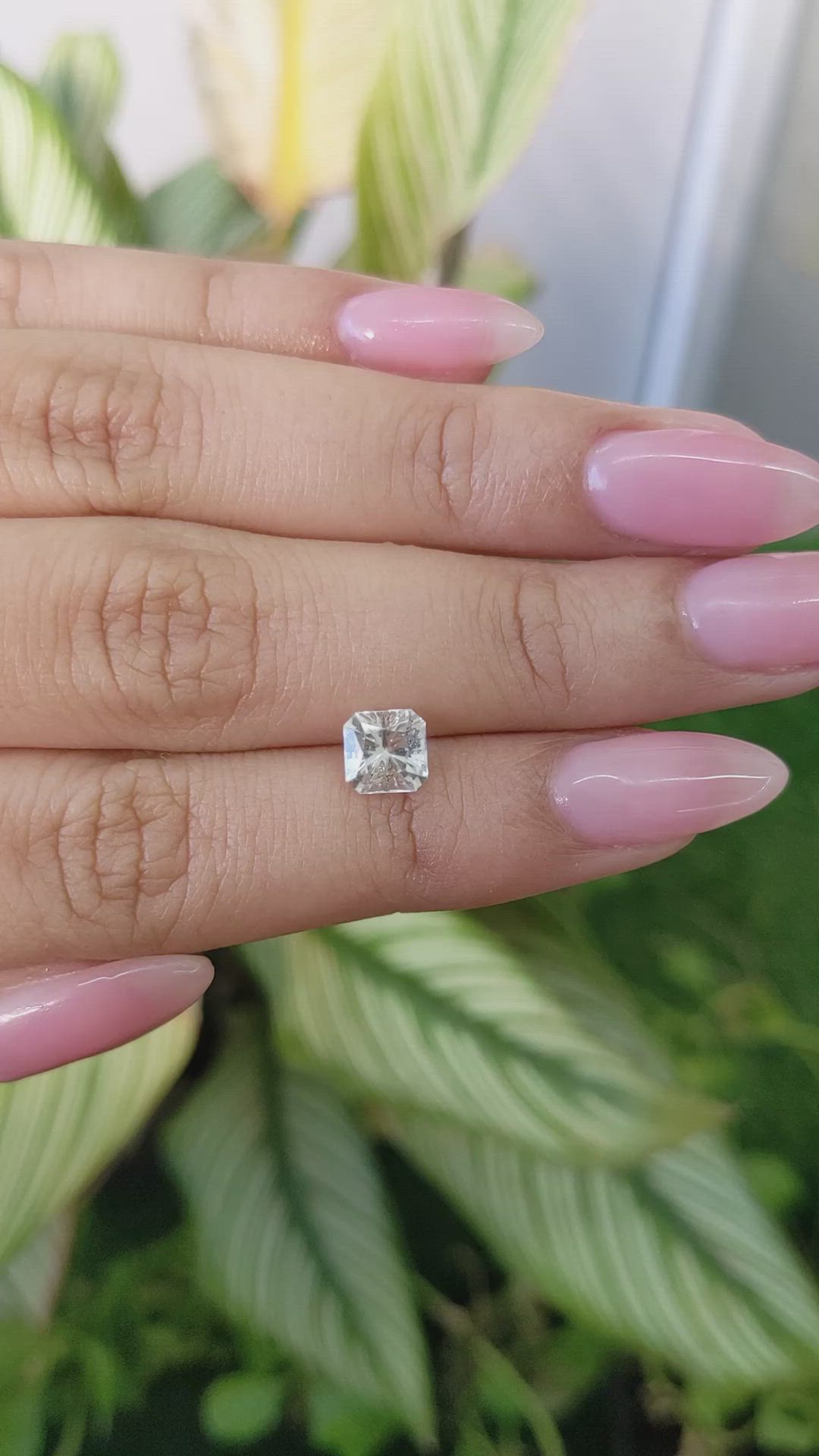 1.38 Ct. White Sapphire from Ceylon (Sri Lanka) Size Video