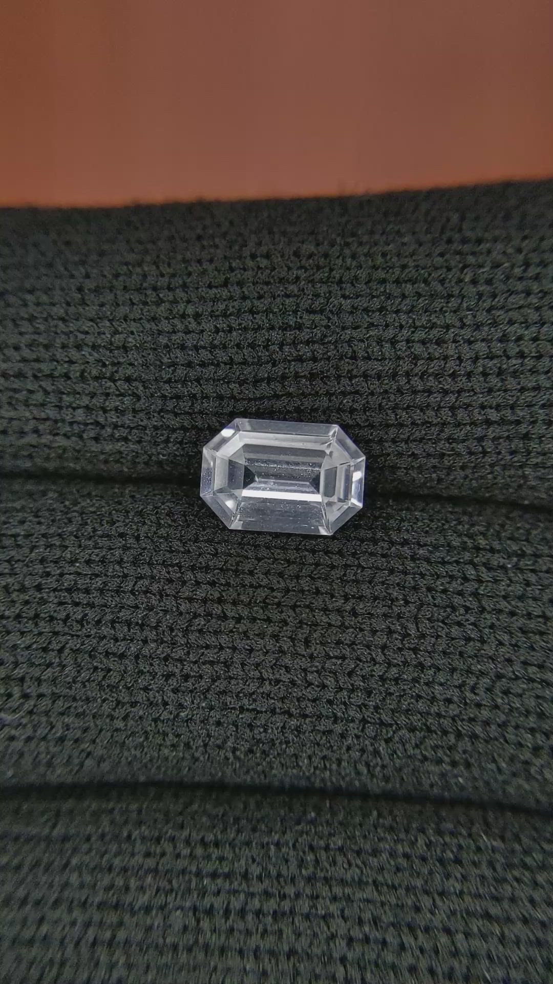 1.43 Ct. White Sapphire from Ceylon (Sri Lanka) Size Video