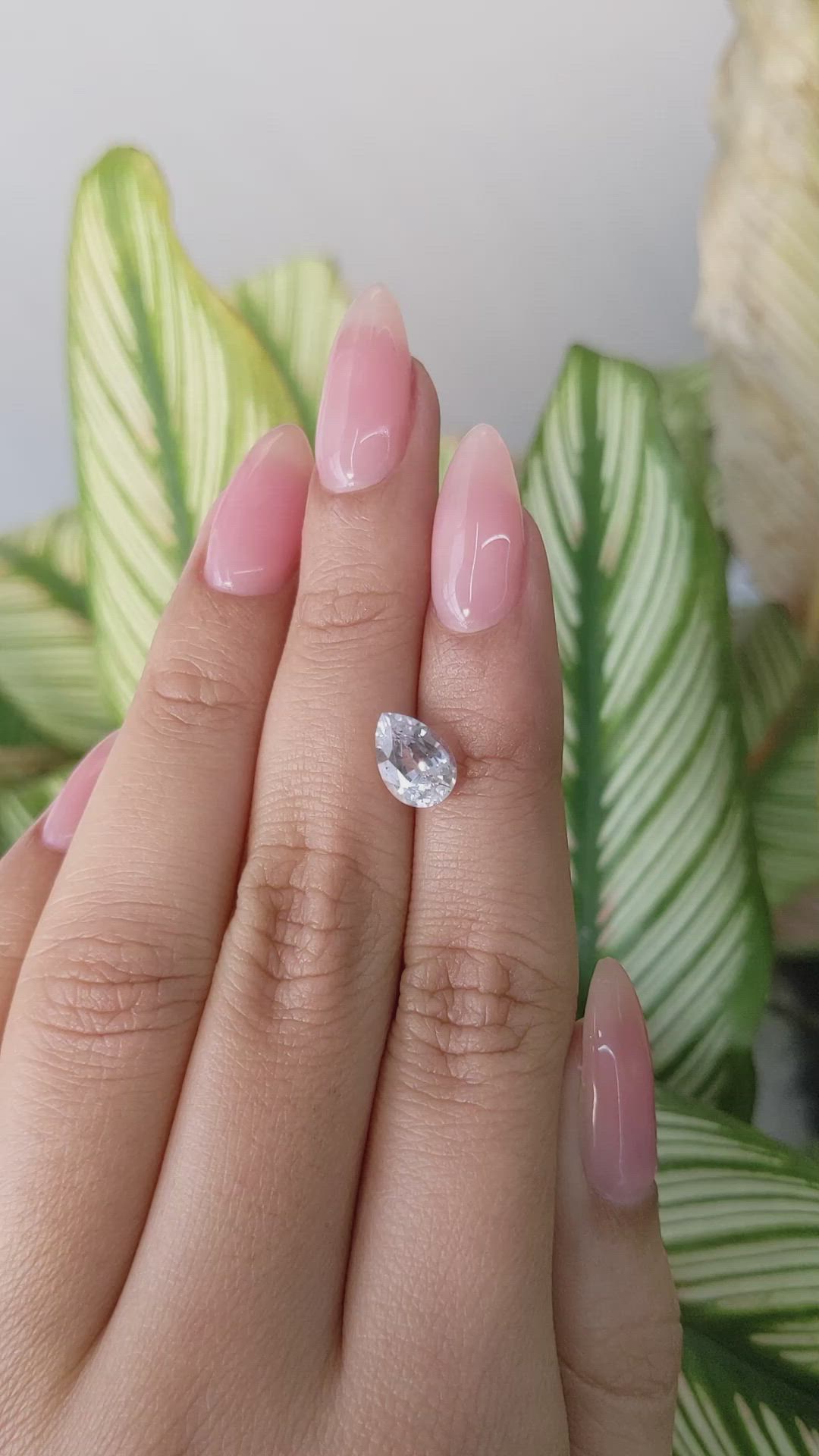 1.77 Ct. White Sapphire from Ceylon (Sri Lanka) Size Video