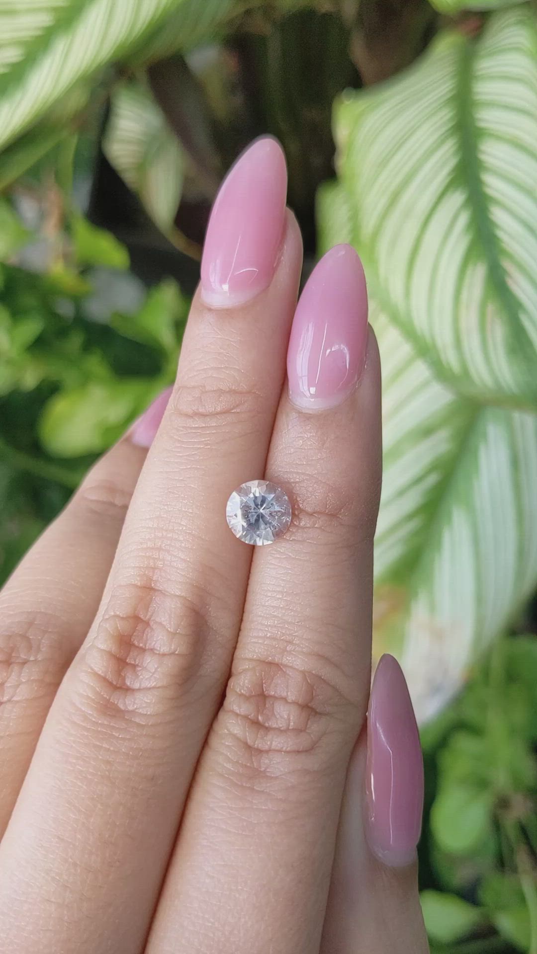 1.57 Ct. White Sapphire from Ceylon (Sri Lanka) Size Video