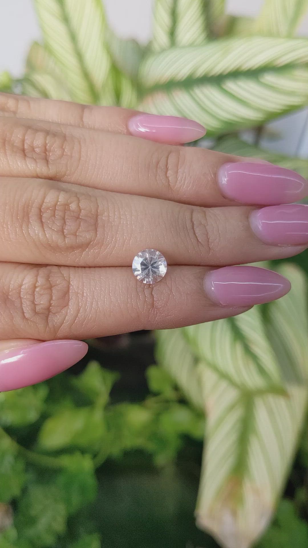 1.57 Ct. White Sapphire from Ceylon (Sri Lanka) Size Video