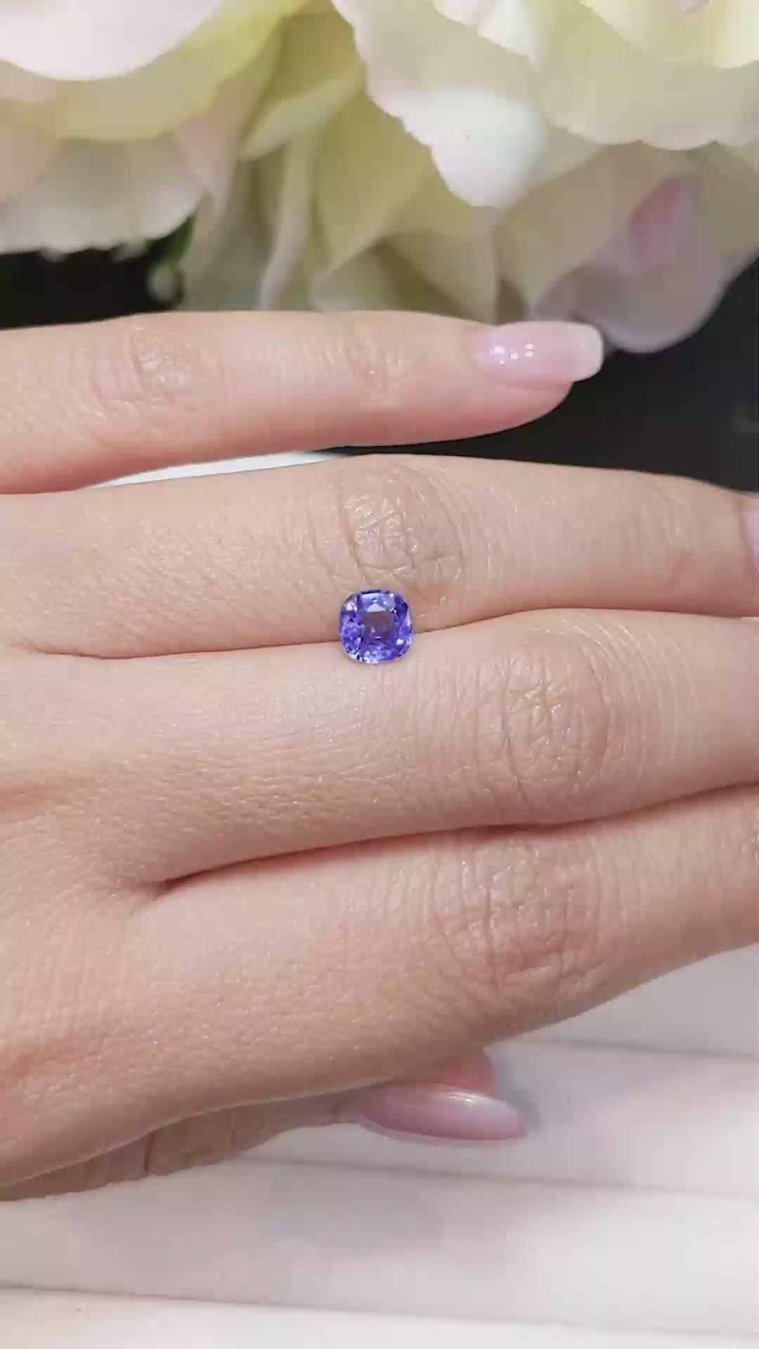 0.93 Ct. Blue Sapphire from Ceylon (Sri Lanka) Size Video