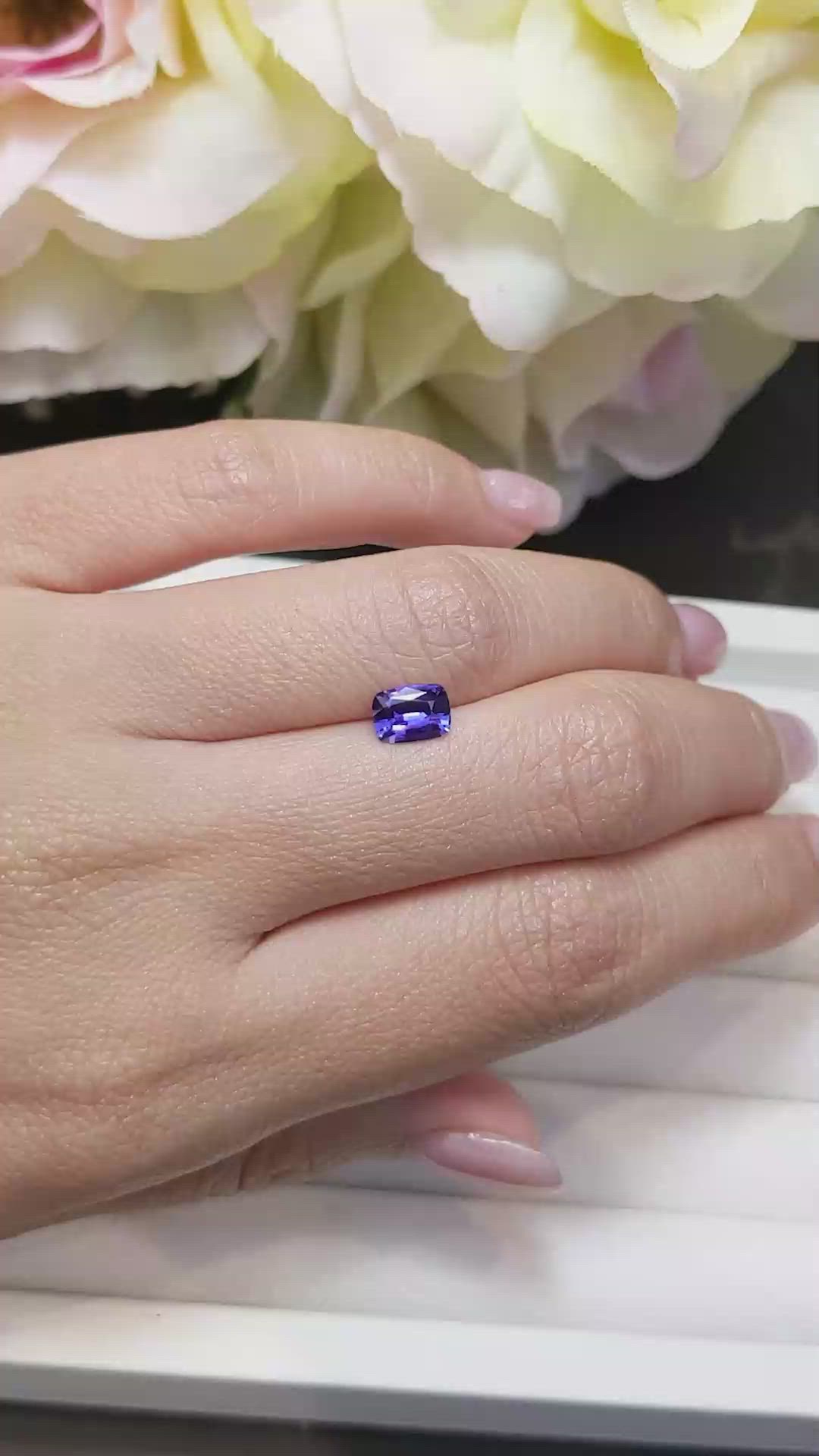 0.92 Ct. Violet Sapphire from Ceylon (Sri Lanka) Size Video