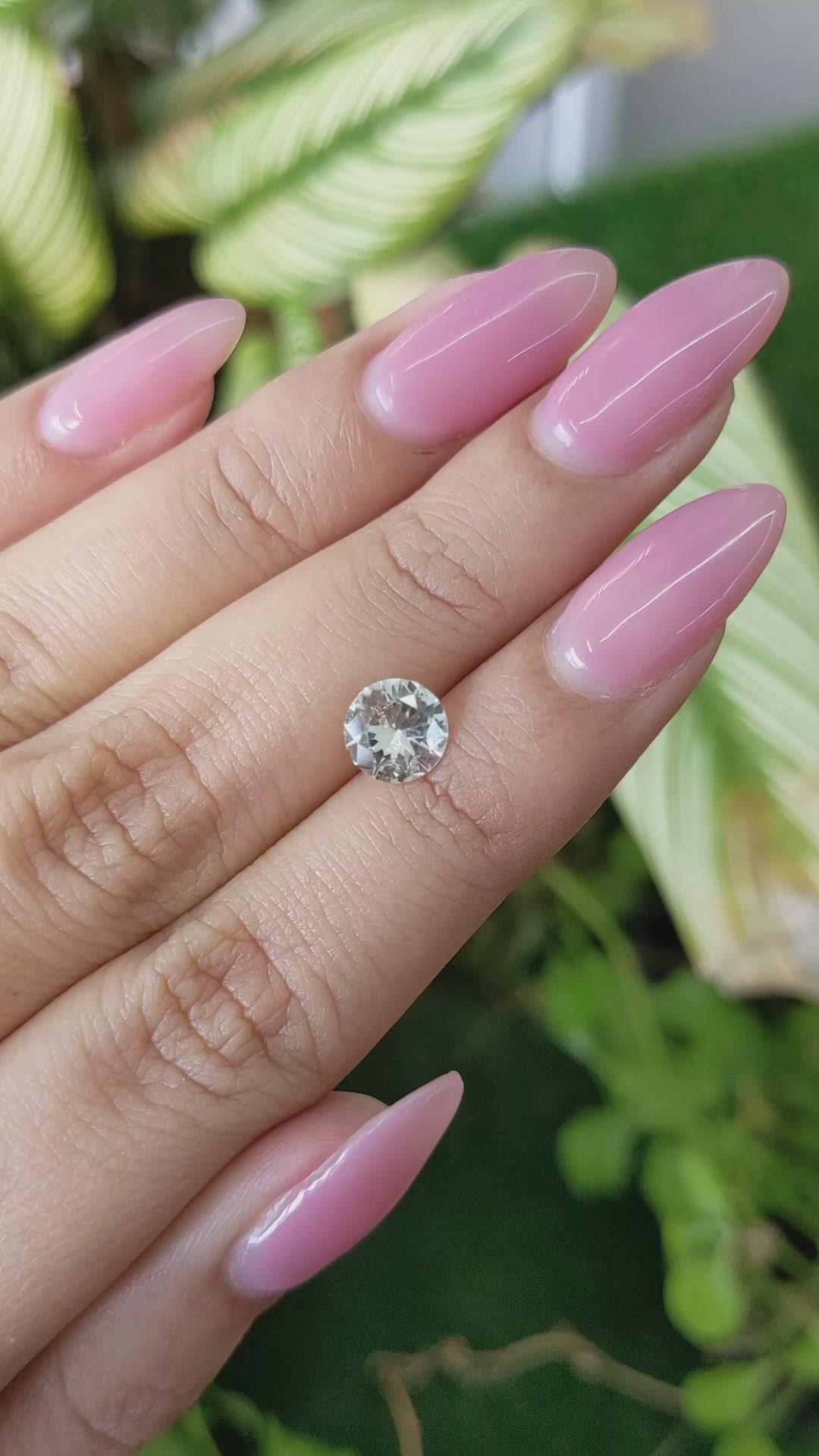 1.36 Ct. White Sapphire from Ceylon (Sri Lanka) Size Video