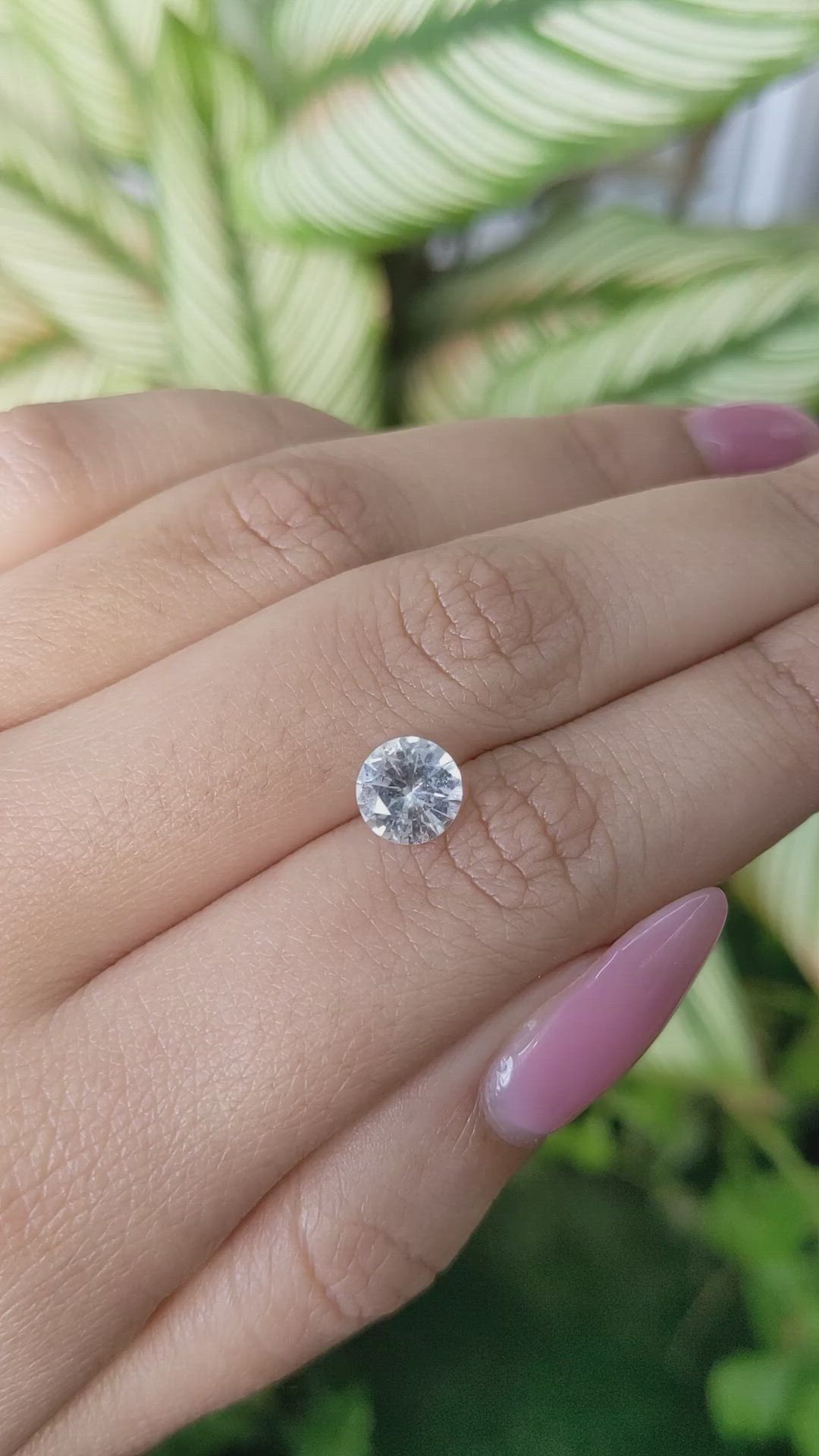 1.46 Ct. White Sapphire from Ceylon (Sri Lanka) Size Video