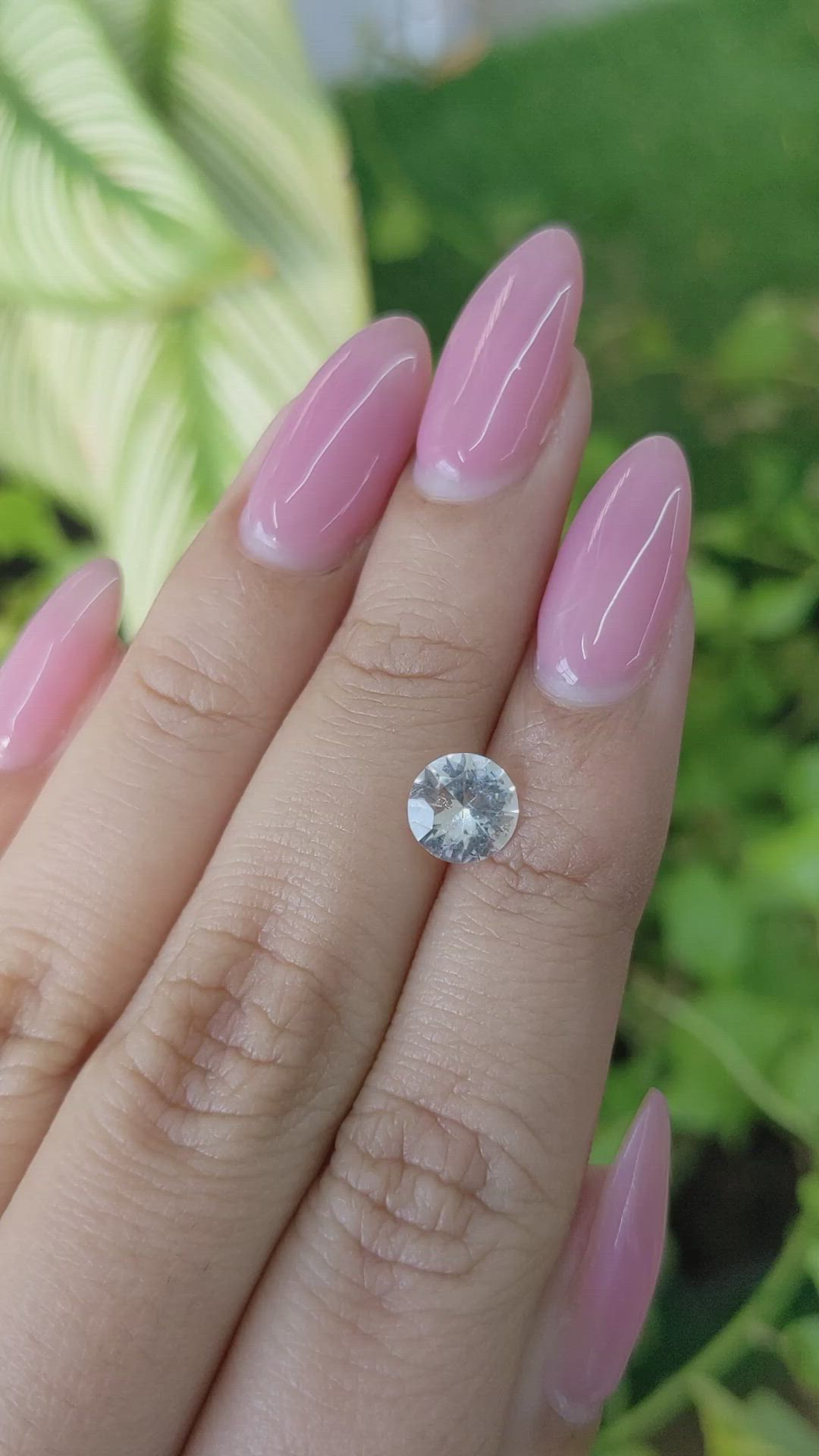 1.27 Ct. White Sapphire from Ceylon (Sri Lanka) Size Video