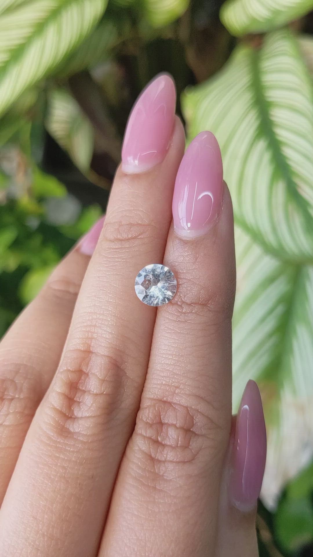 1.27 Ct. White Sapphire from Ceylon (Sri Lanka) Size Video