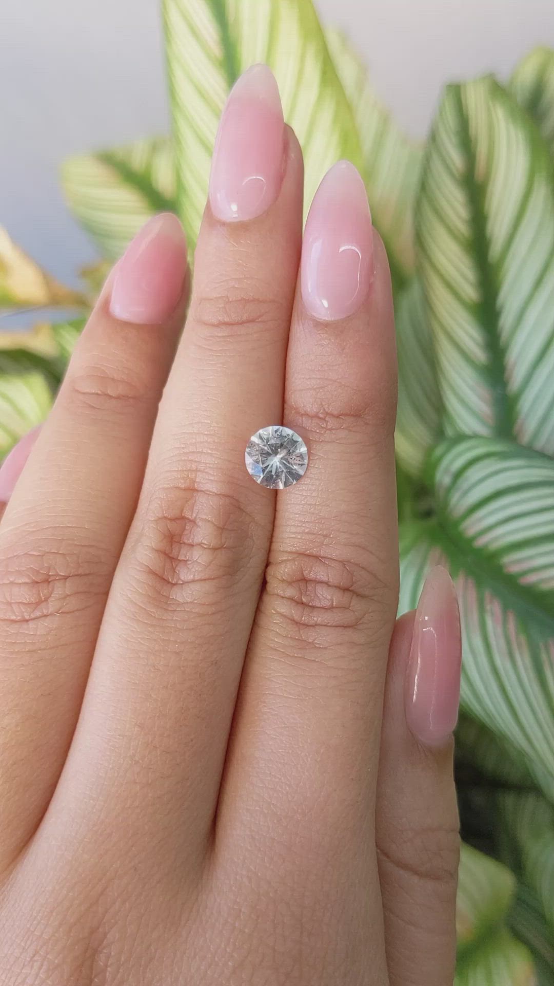 1.37 Ct. White Sapphire from Ceylon (Sri Lanka) Size Video