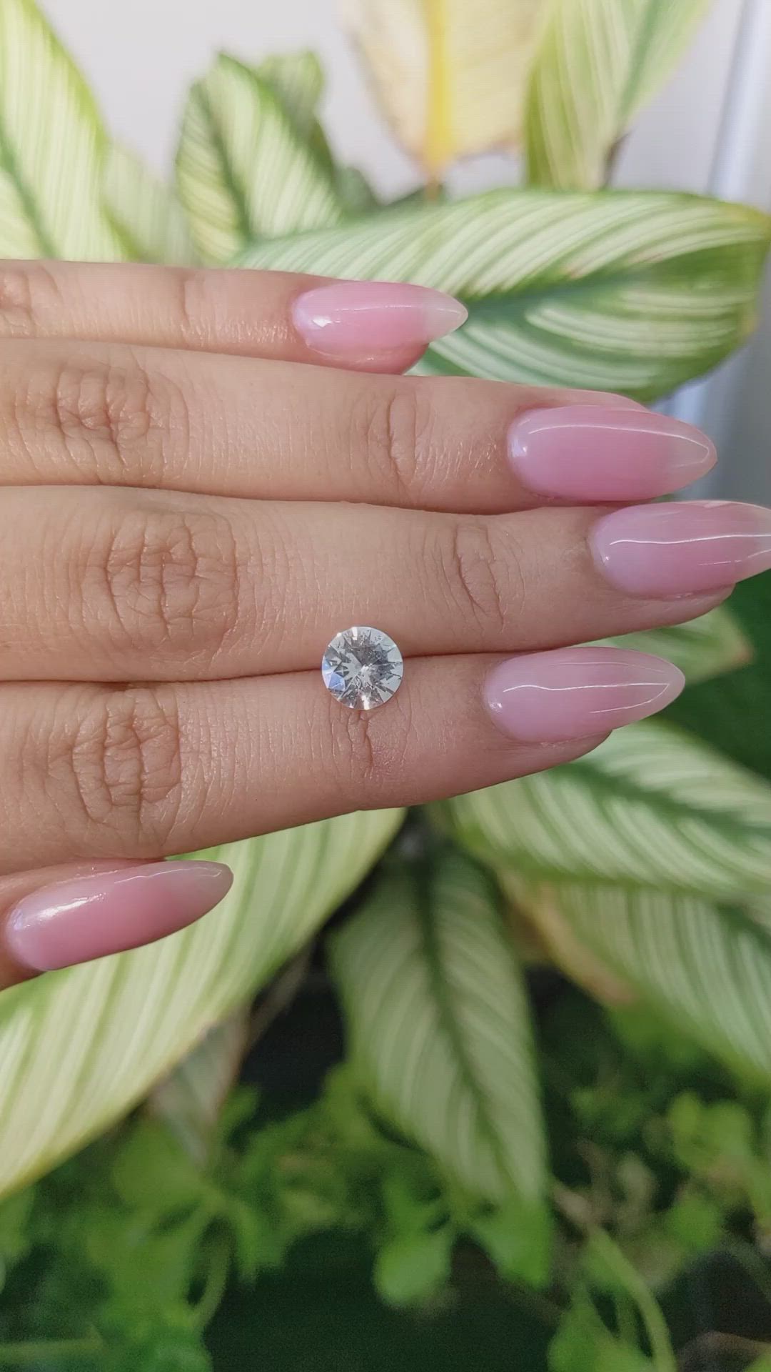 1.37 Ct. White Sapphire from Ceylon (Sri Lanka) Size Video