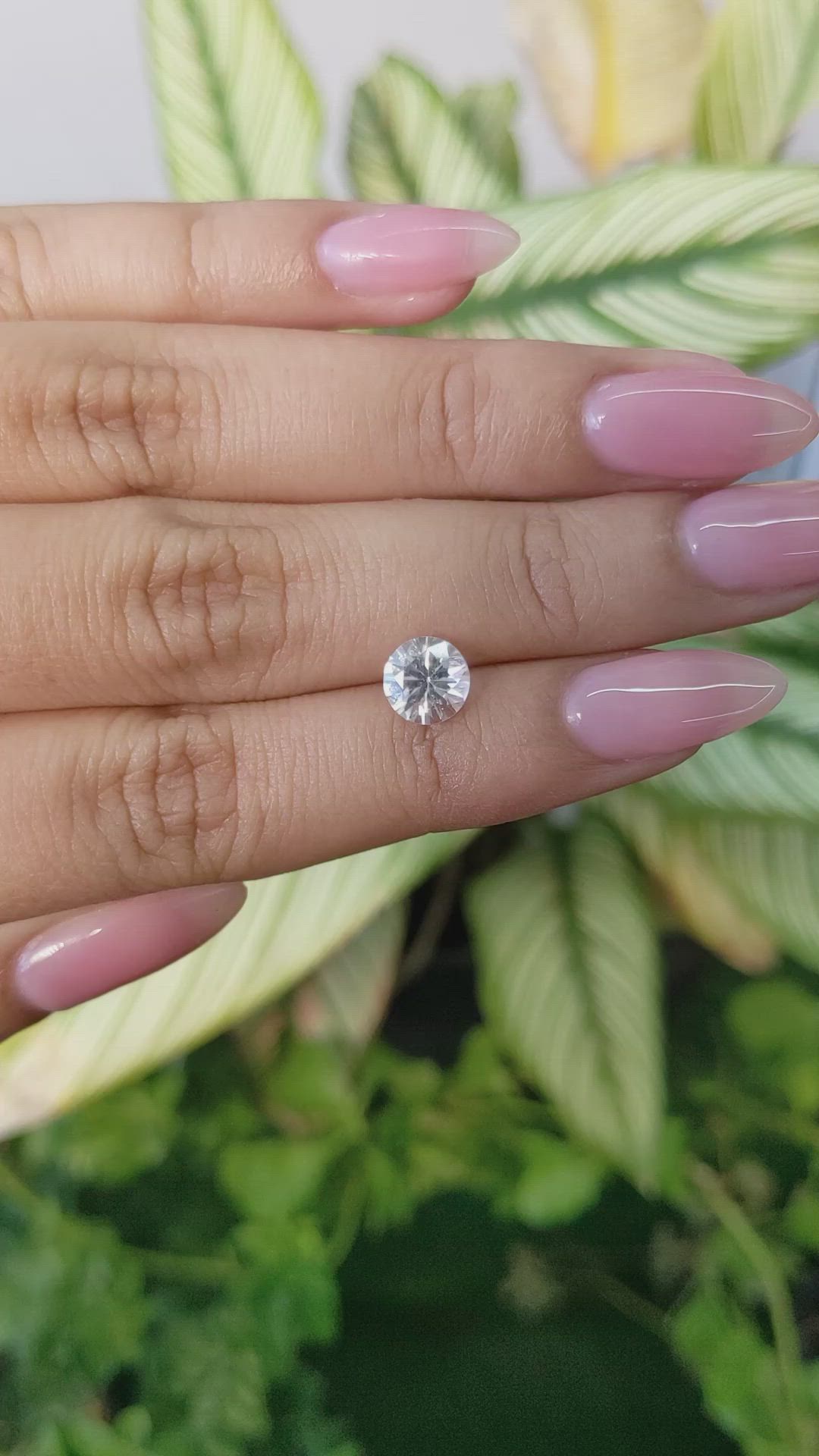 1.40 Ct. White Sapphire from Ceylon (Sri Lanka) Size Video