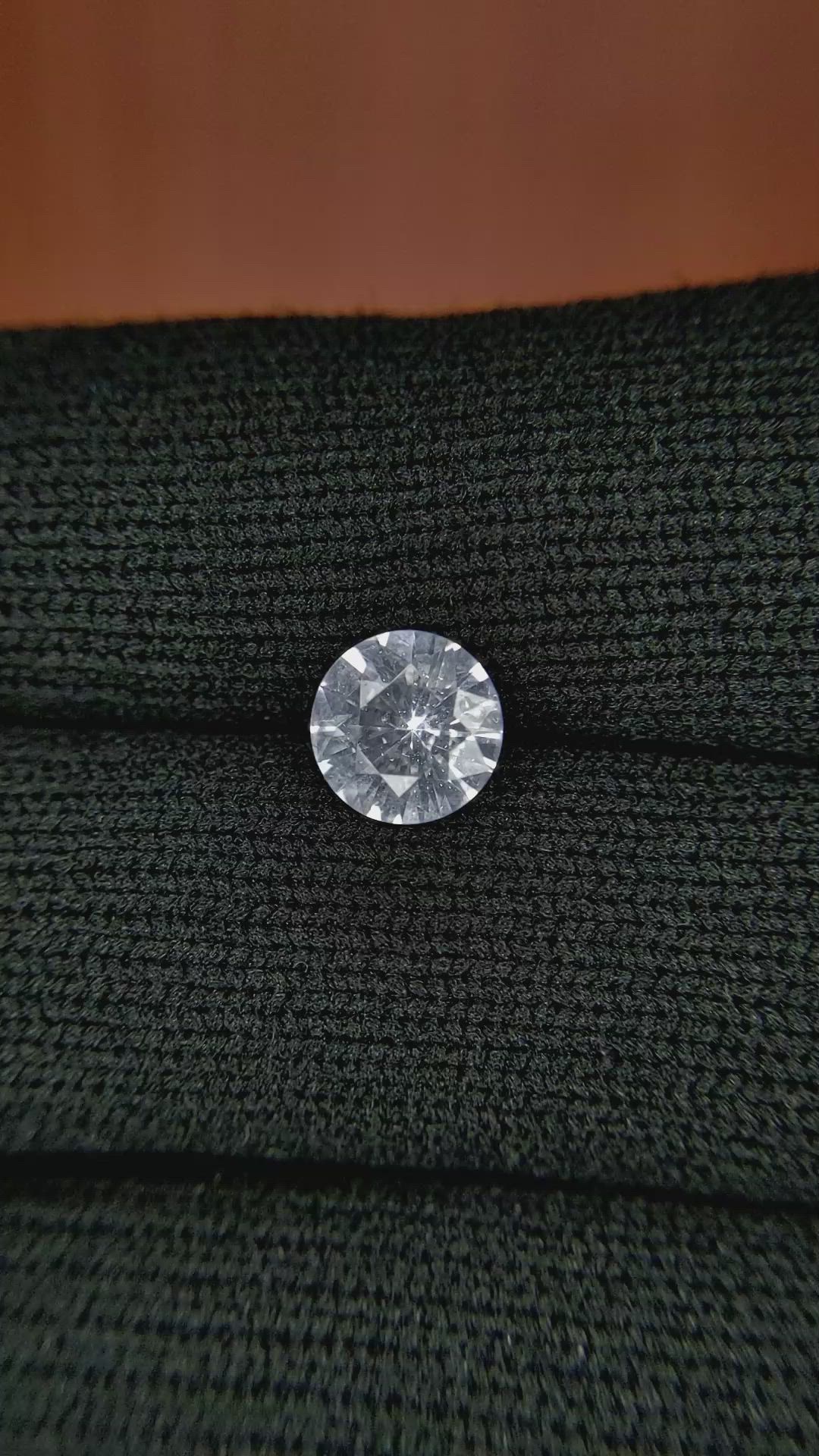 1.35 Ct. White Sapphire from Ceylon (Sri Lanka) Size Video