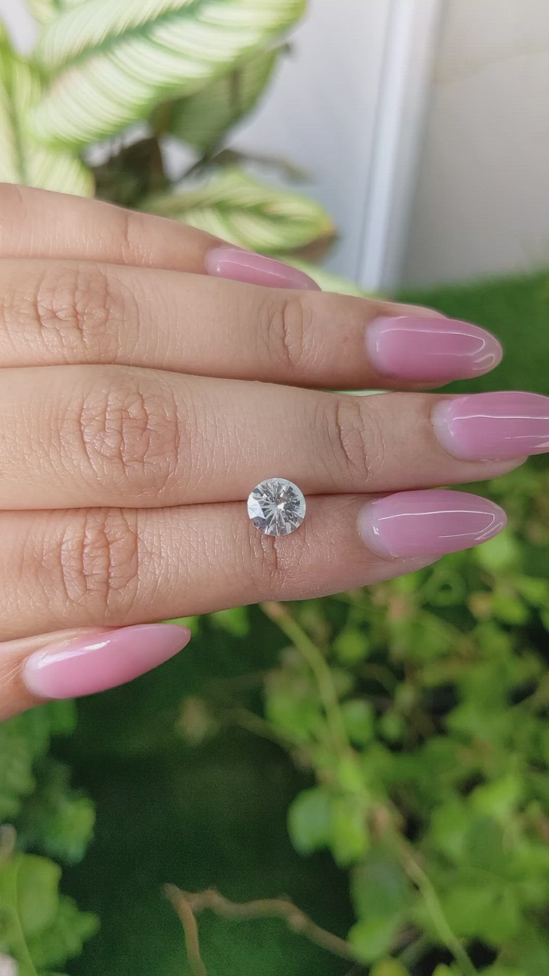 1.35 Ct. White Sapphire from Ceylon (Sri Lanka) Size Video