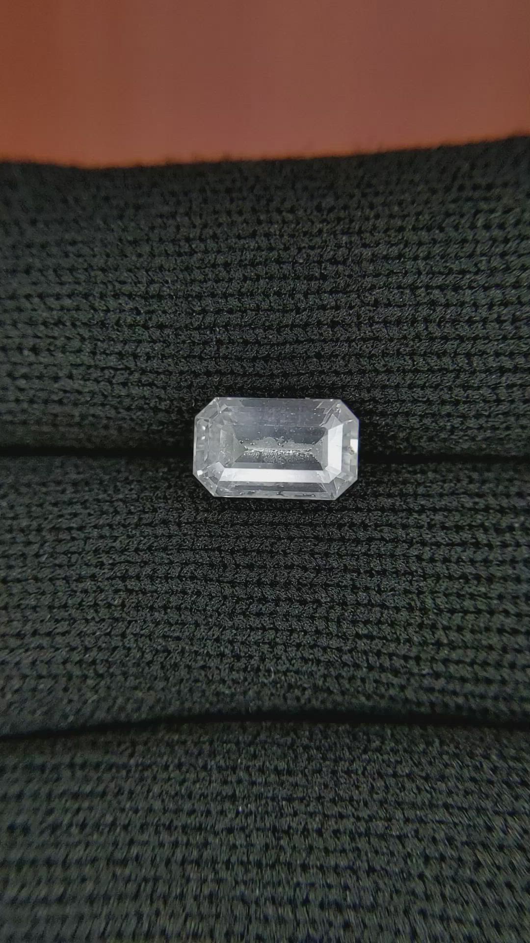 2.52 Ct. White Sapphire from Ceylon (Sri Lanka) Size Video