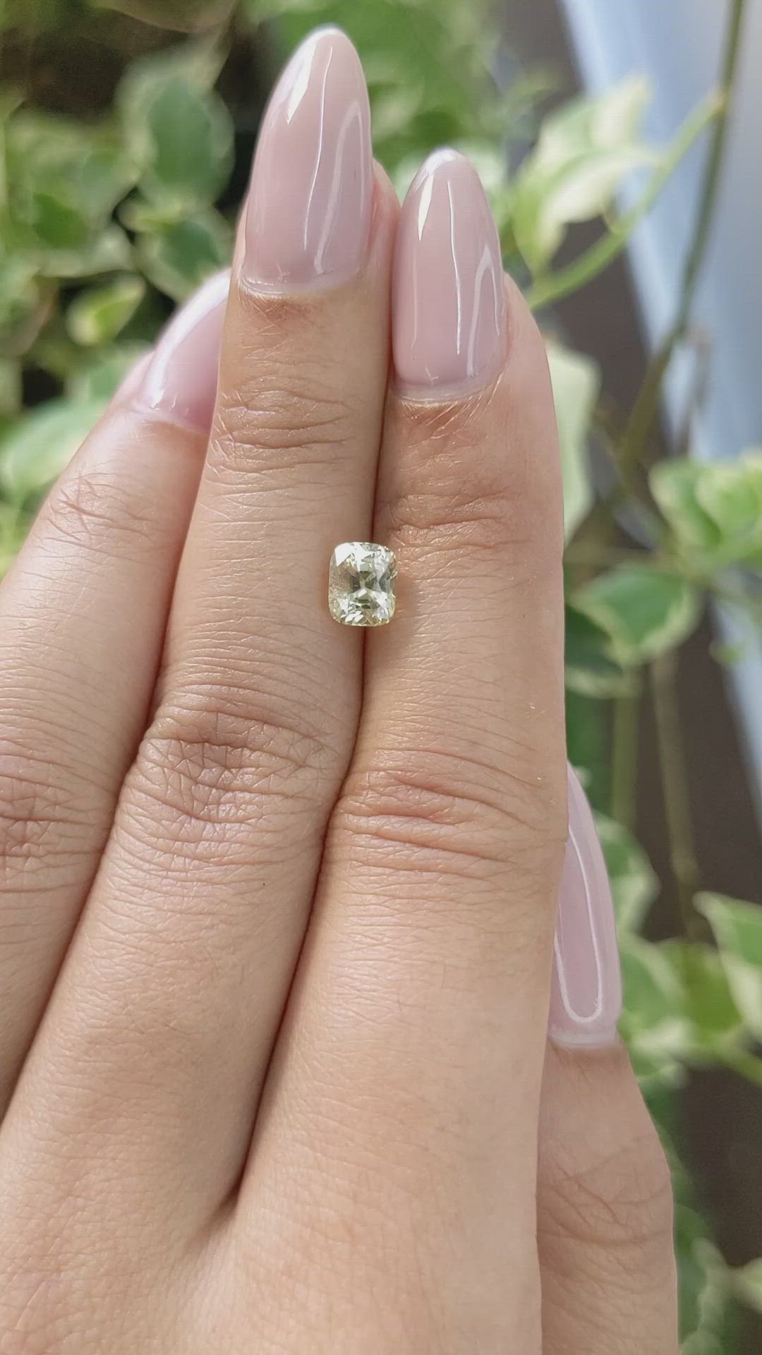 1.29 Ct. Yellow Sapphire from Ceylon (Sri Lanka) Size Video
