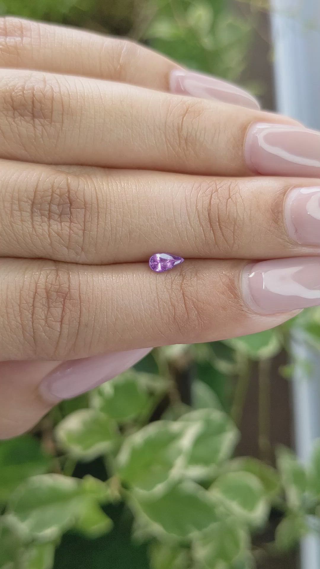 0.33 Ct. Pinkish Purple Sapphire from Ceylon (Sri Lanka) Size Video