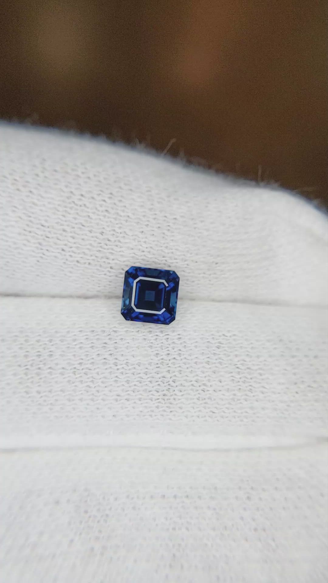 0.90 Ct. Blue Sapphire from Ceylon (Sri Lanka) Size Video
