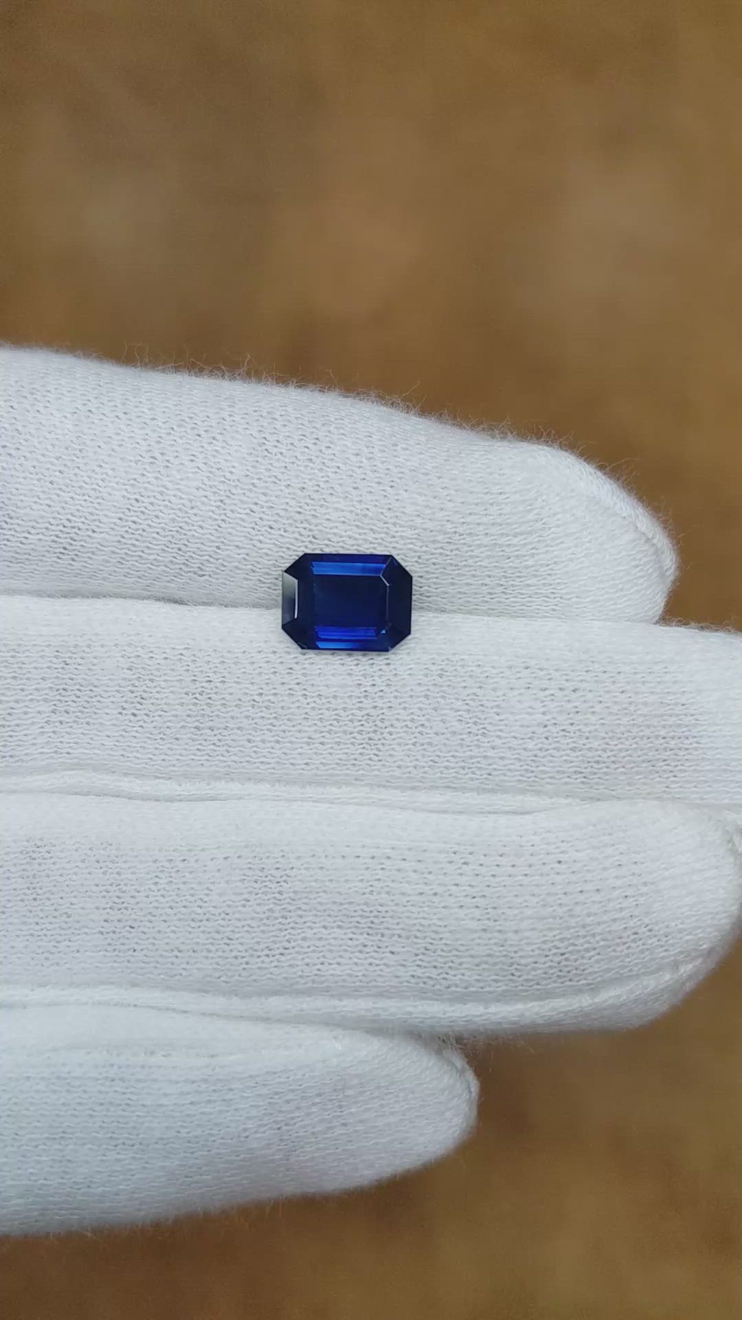 2.08 Ct. Blue Sapphire from Ceylon (Sri Lanka) Size Video