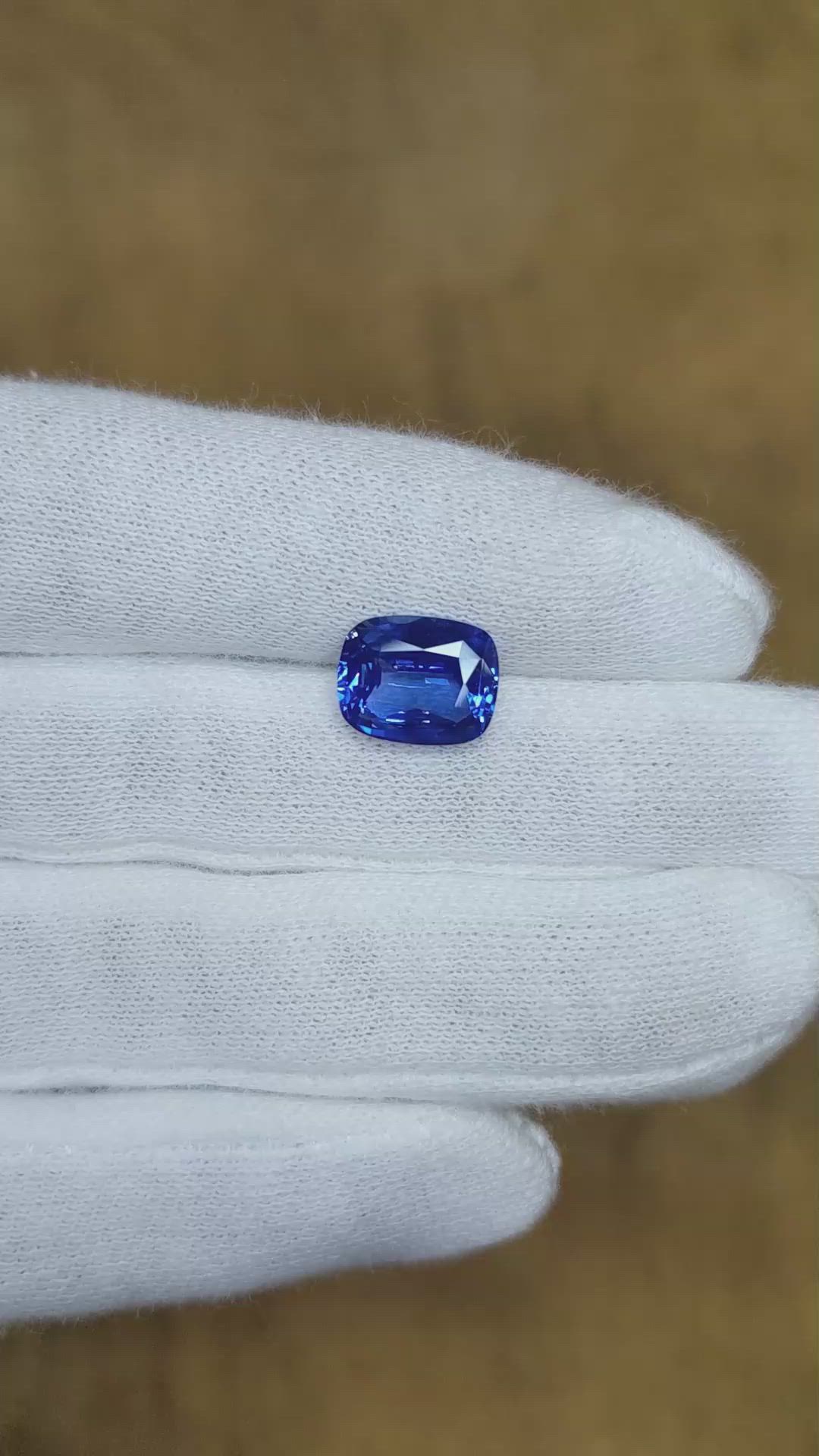 4.20 Ct. Blue Sapphire from Madagascar Size Video