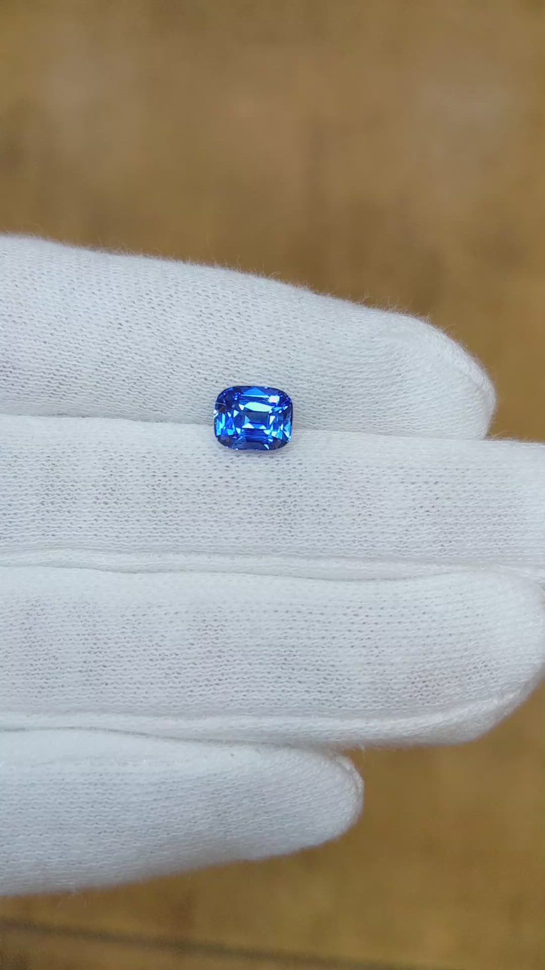 1.90 Ct. Sapphire from Ceylon (Sri Lanka) Size Video