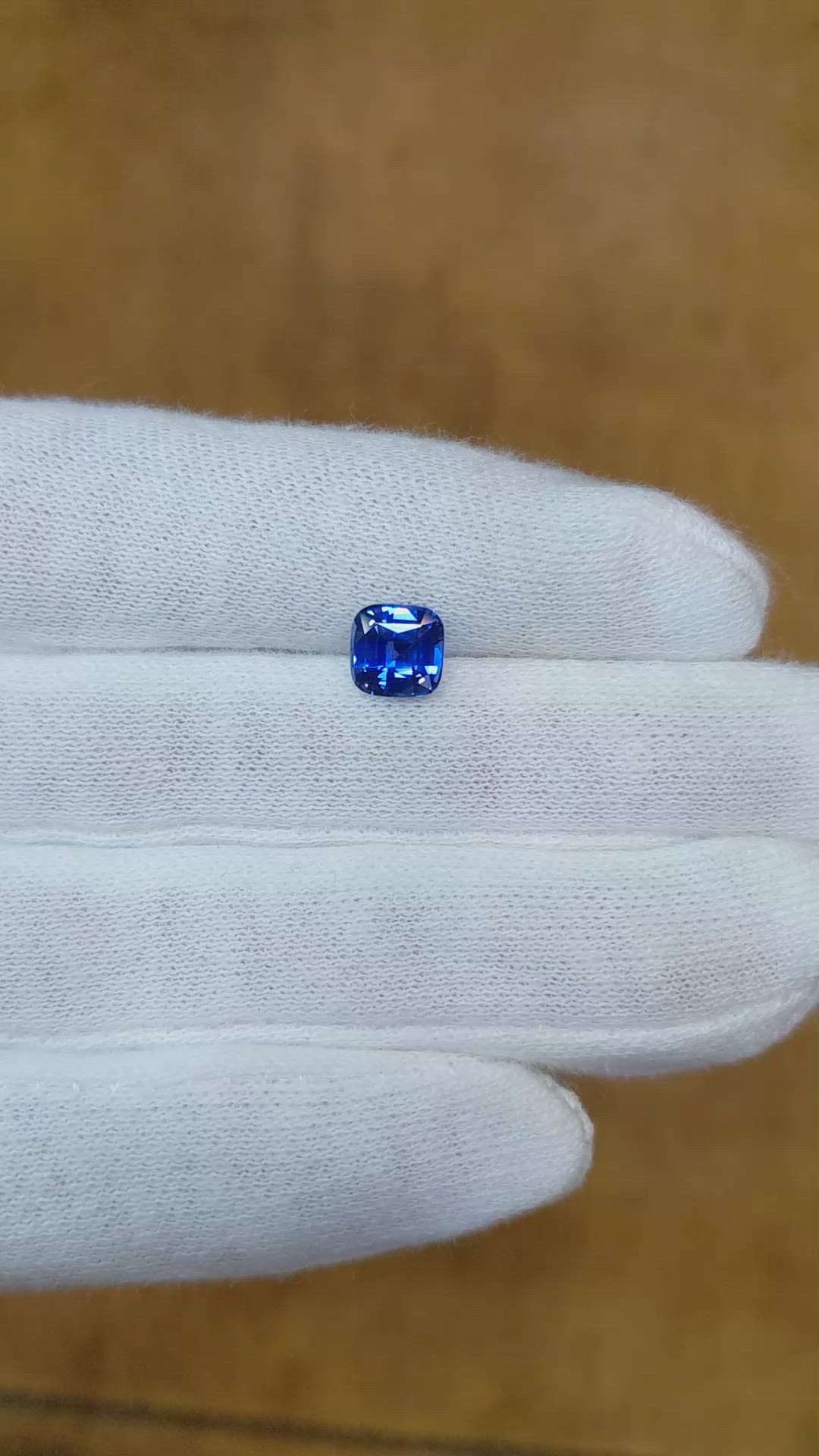 1.66 Ct. Blue Sapphire from Ceylon (Sri Lanka) Size Video
