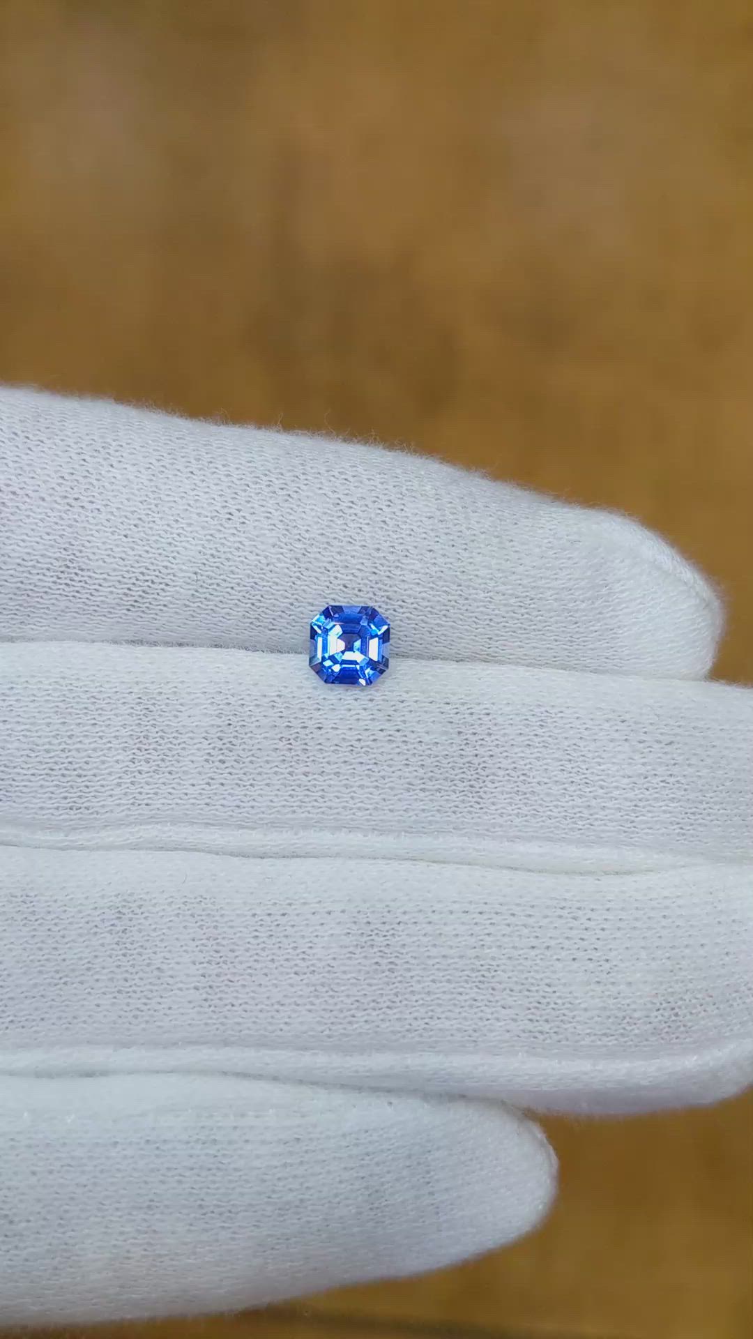 0.92 Ct. Blue Sapphire from Ceylon (Sri Lanka) Size Video