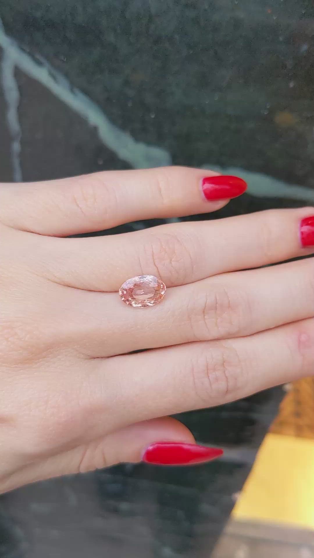 3.51 Ct. Padparadscha Sapphire from Ceylon (Sri Lanka) Size Video