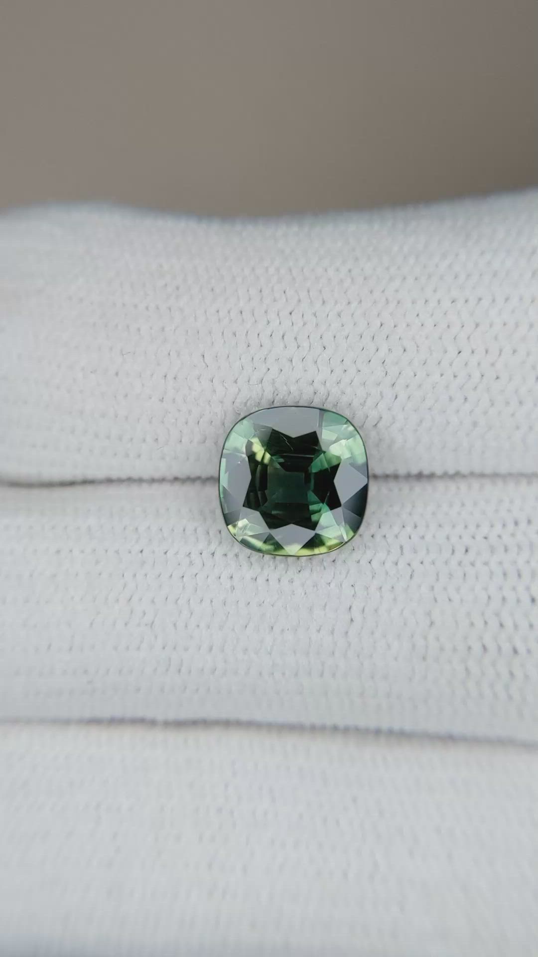 2.33 Ct. Bluish Green Sapphire from Ceylon (Sri Lanka) Size Video