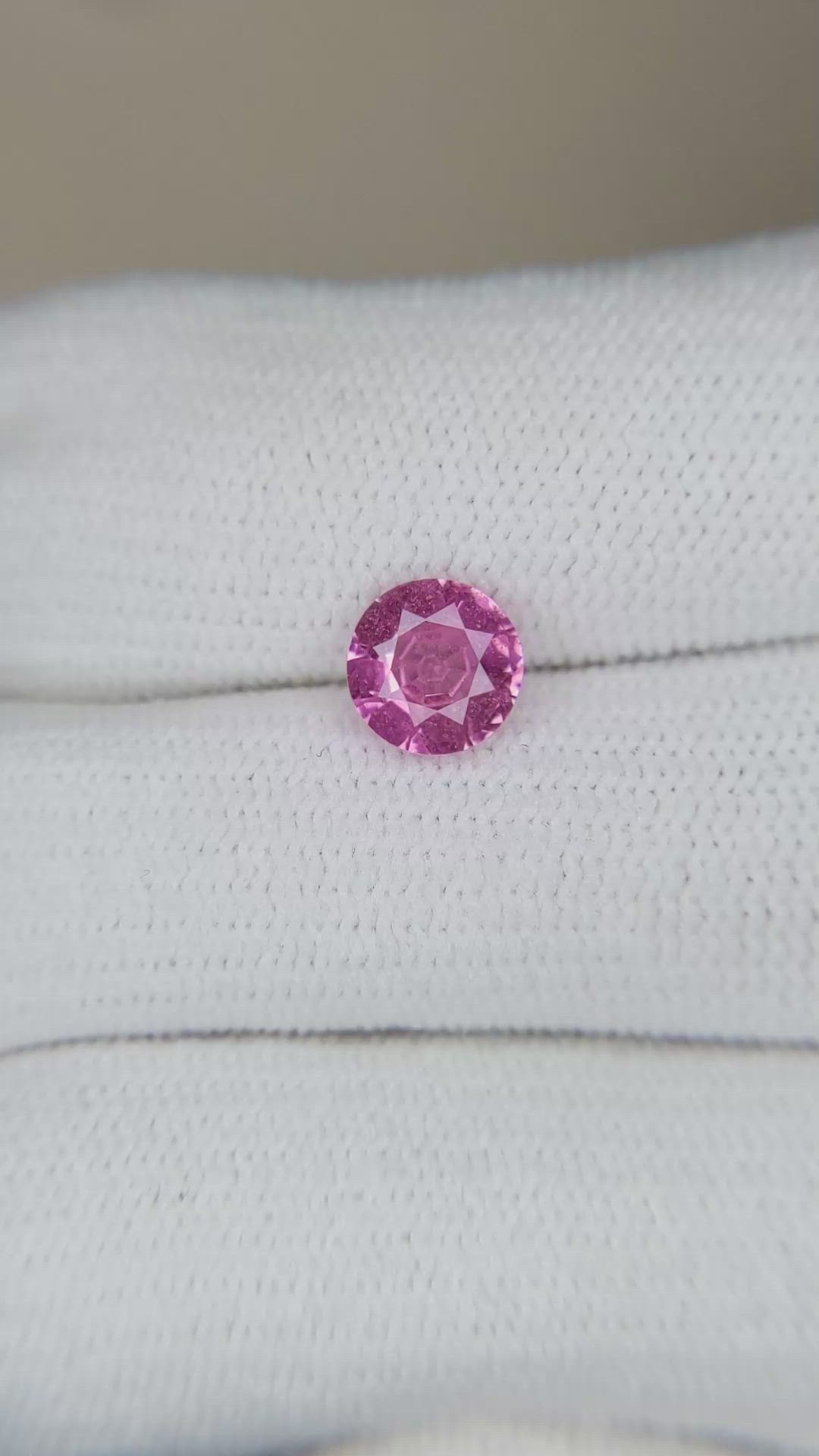 1.13 Ct. Pink Sapphire from Ceylon (Sri Lanka) Size Video