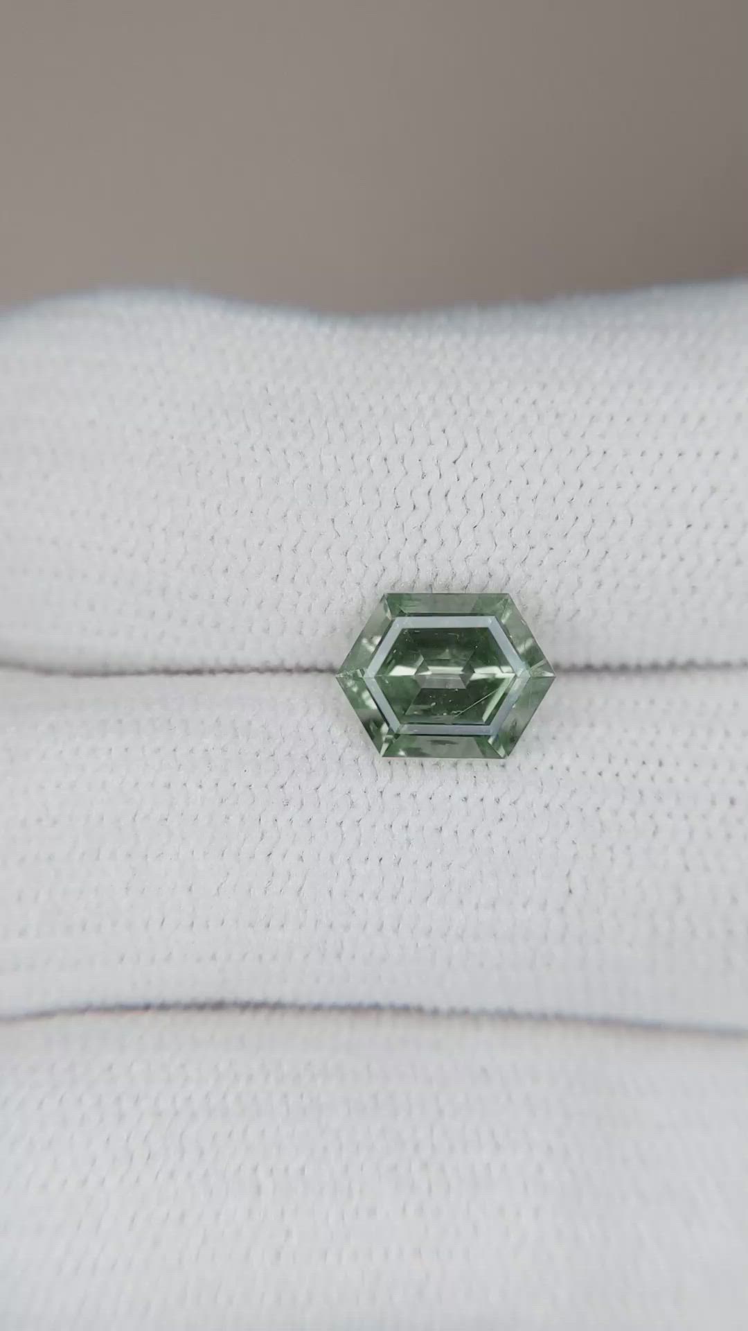 1.72 Ct. Sapphire from Montana Size Video
