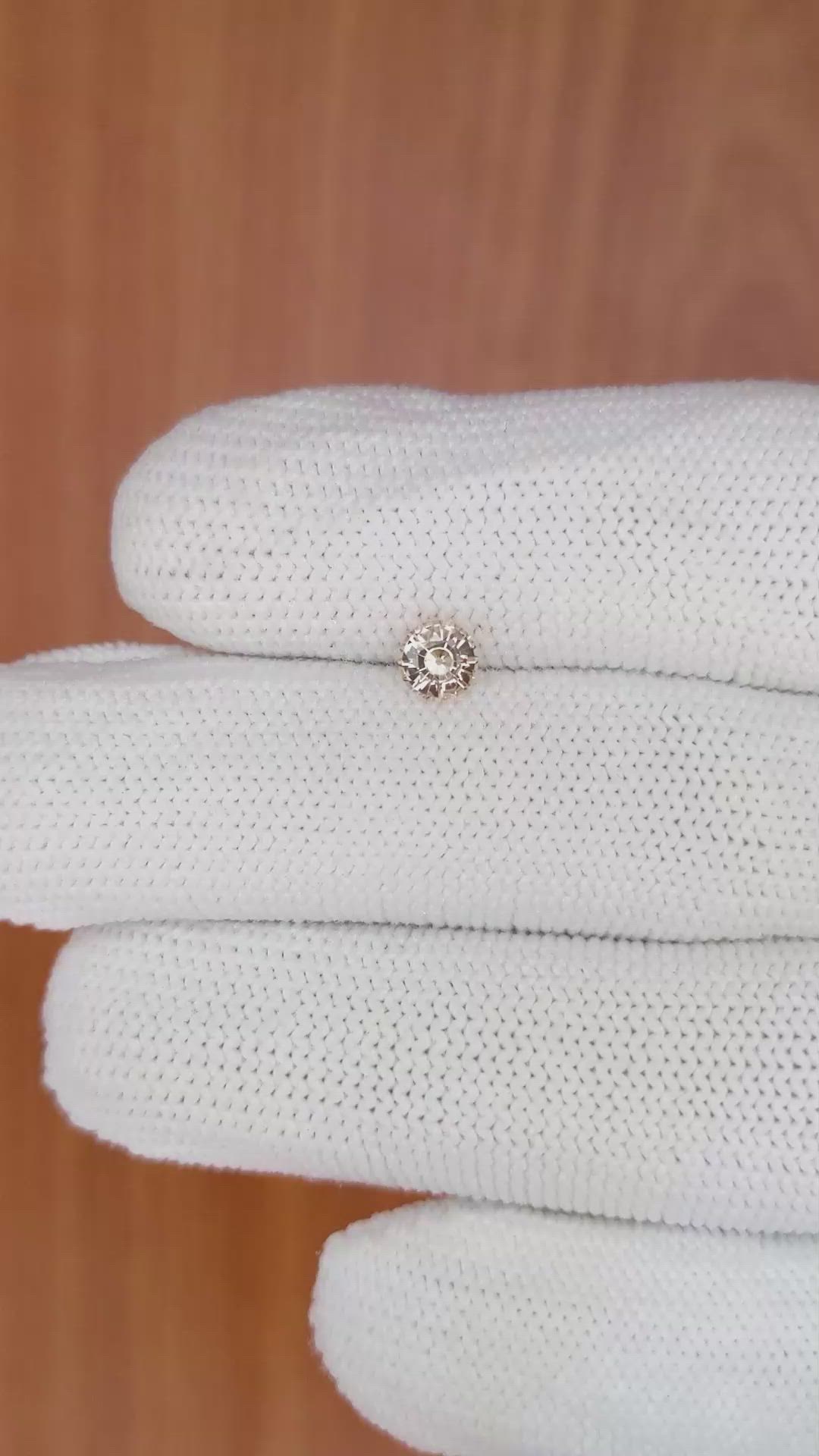 0.53 Ct. Sapphire from Ceylon (Sri Lanka) Size Video