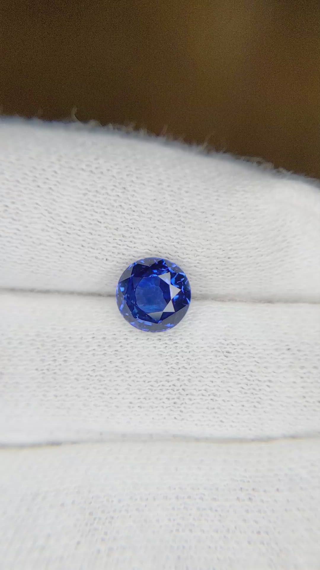 1.96 Ct. Blue Sapphire from Ceylon (Sri Lanka) Size Video