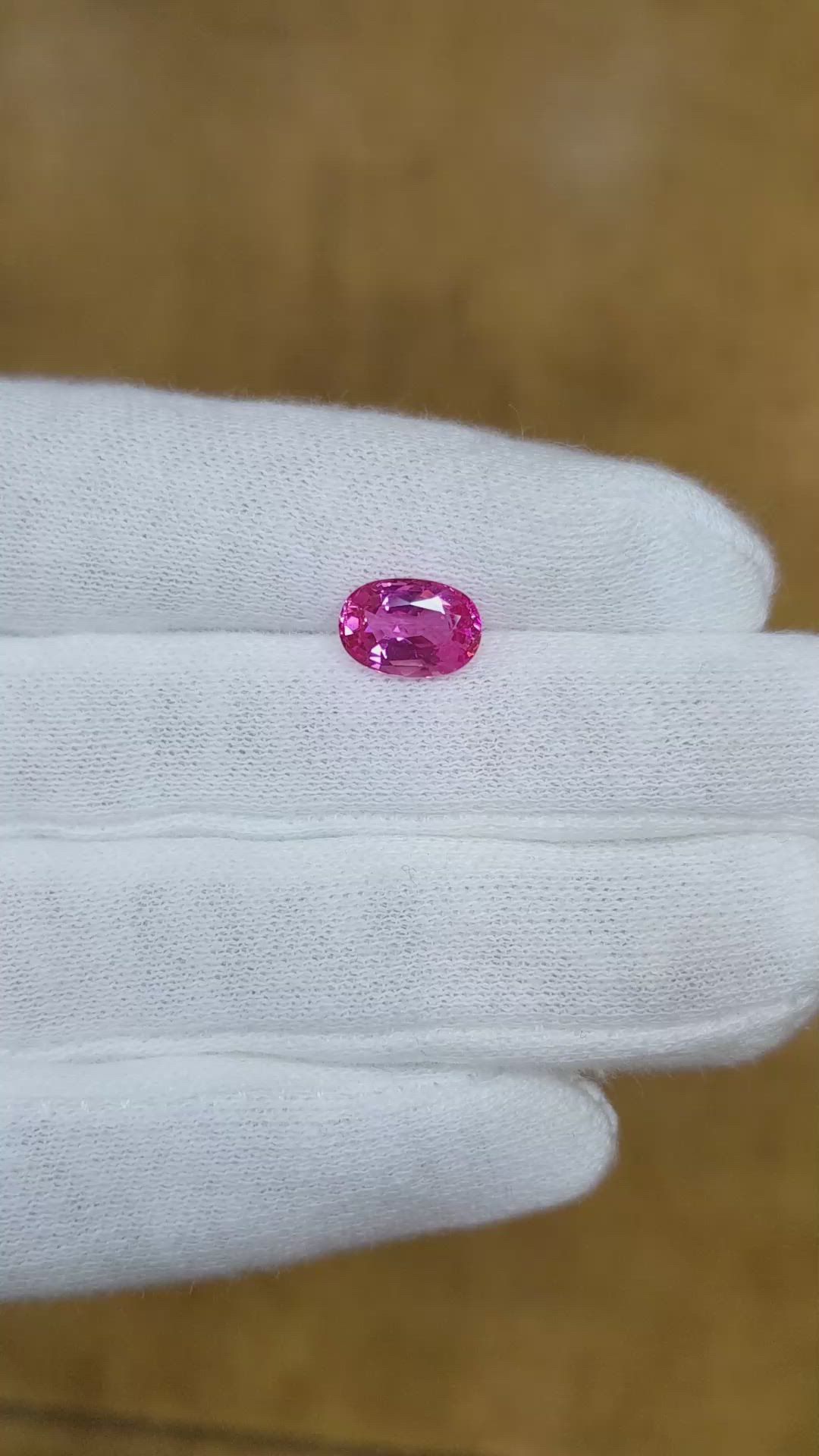 2.47 Ct. Pink Sapphire from Ceylon (Sri Lanka) Size Video