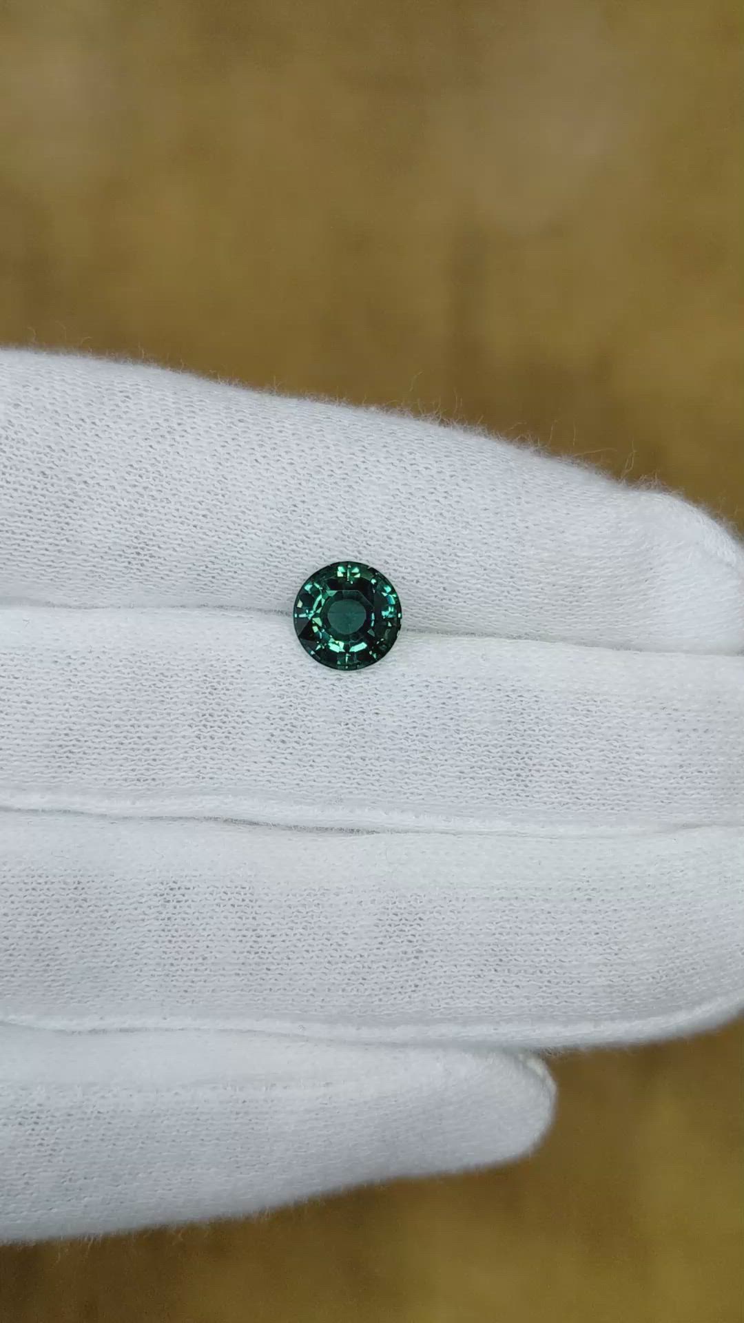 2.03 Ct. Bluish Green Sapphire from Ceylon (Sri Lanka) Size Video