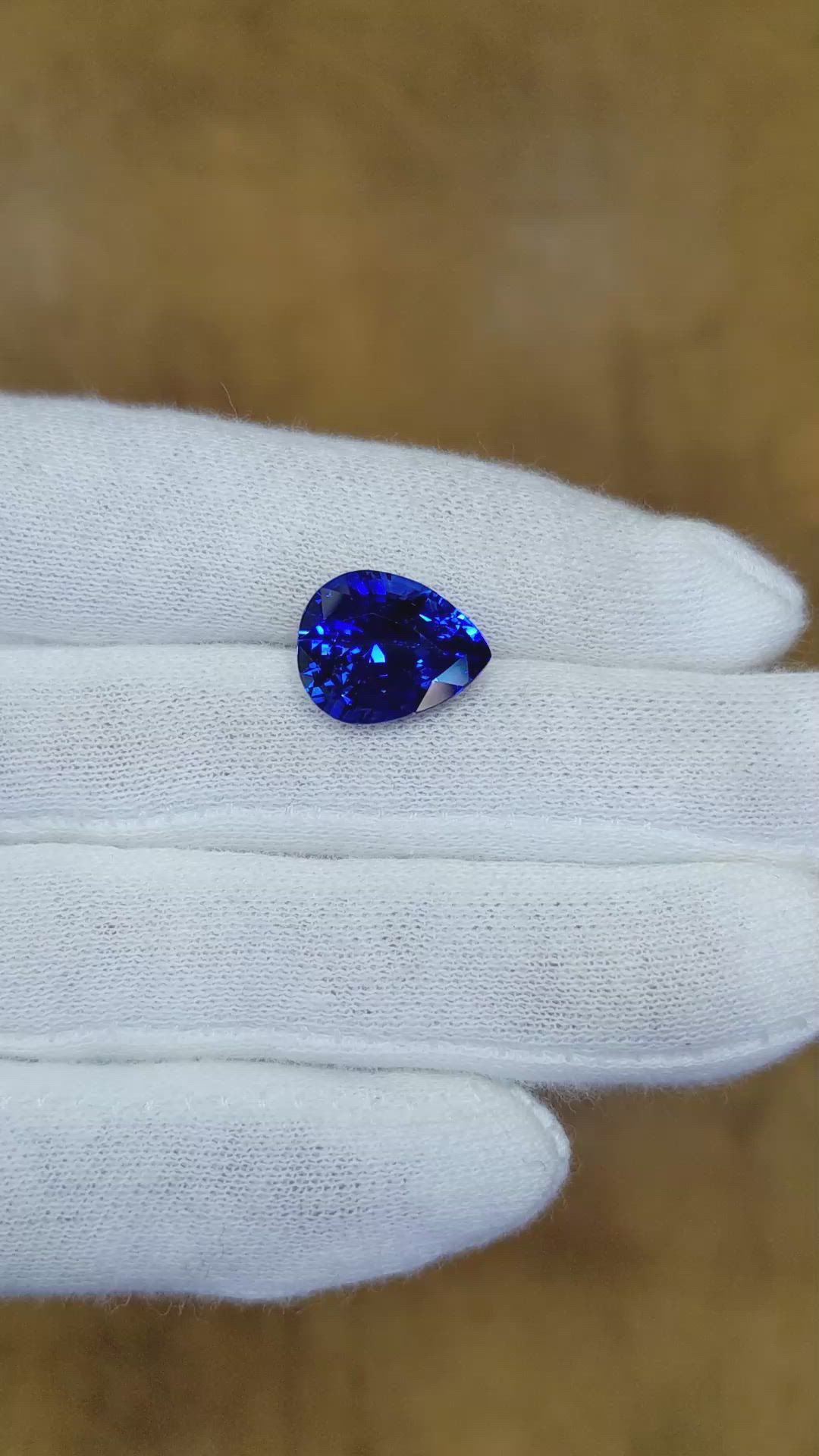 7.64 Ct. Sapphire from Ceylon (Sri Lanka) Size Video