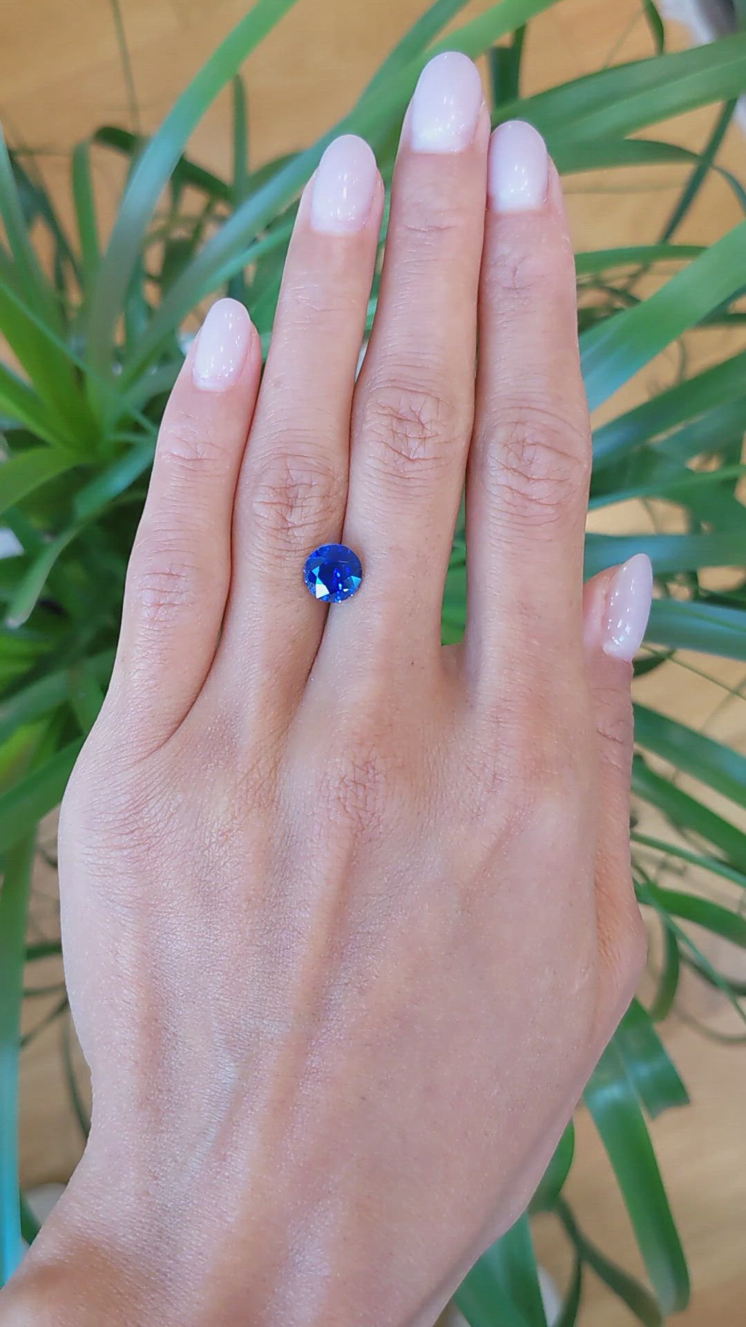 2.80 Ct. Blue Sapphire from Ceylon (Sri Lanka) Size Video