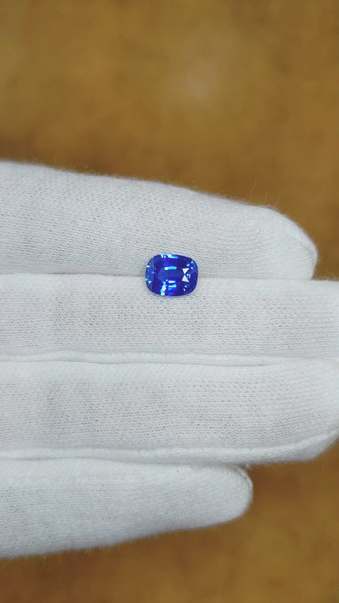 1.95 Ct. Blue Sapphire from Ceylon (Sri Lanka) Size Video