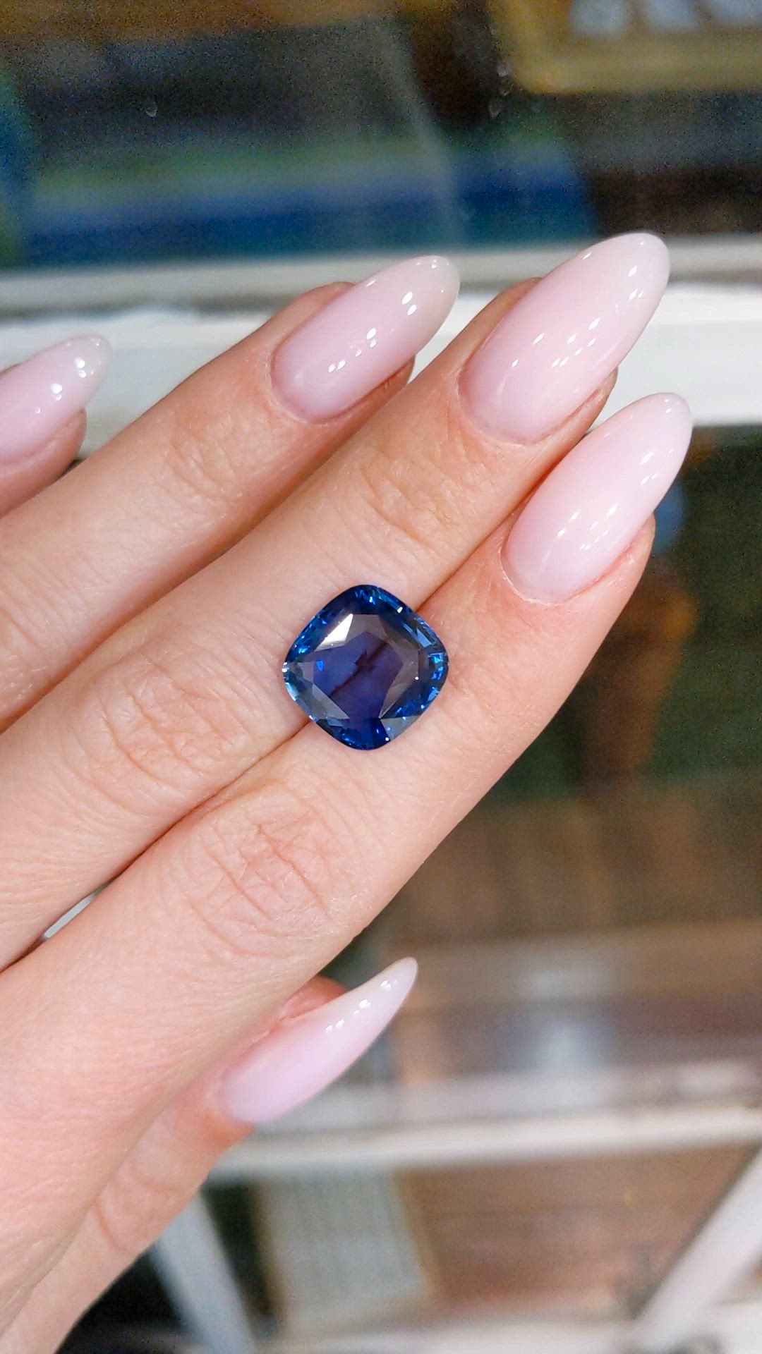 6.76 Ct. Blue Sapphire from Ceylon (Sri Lanka) Size Video